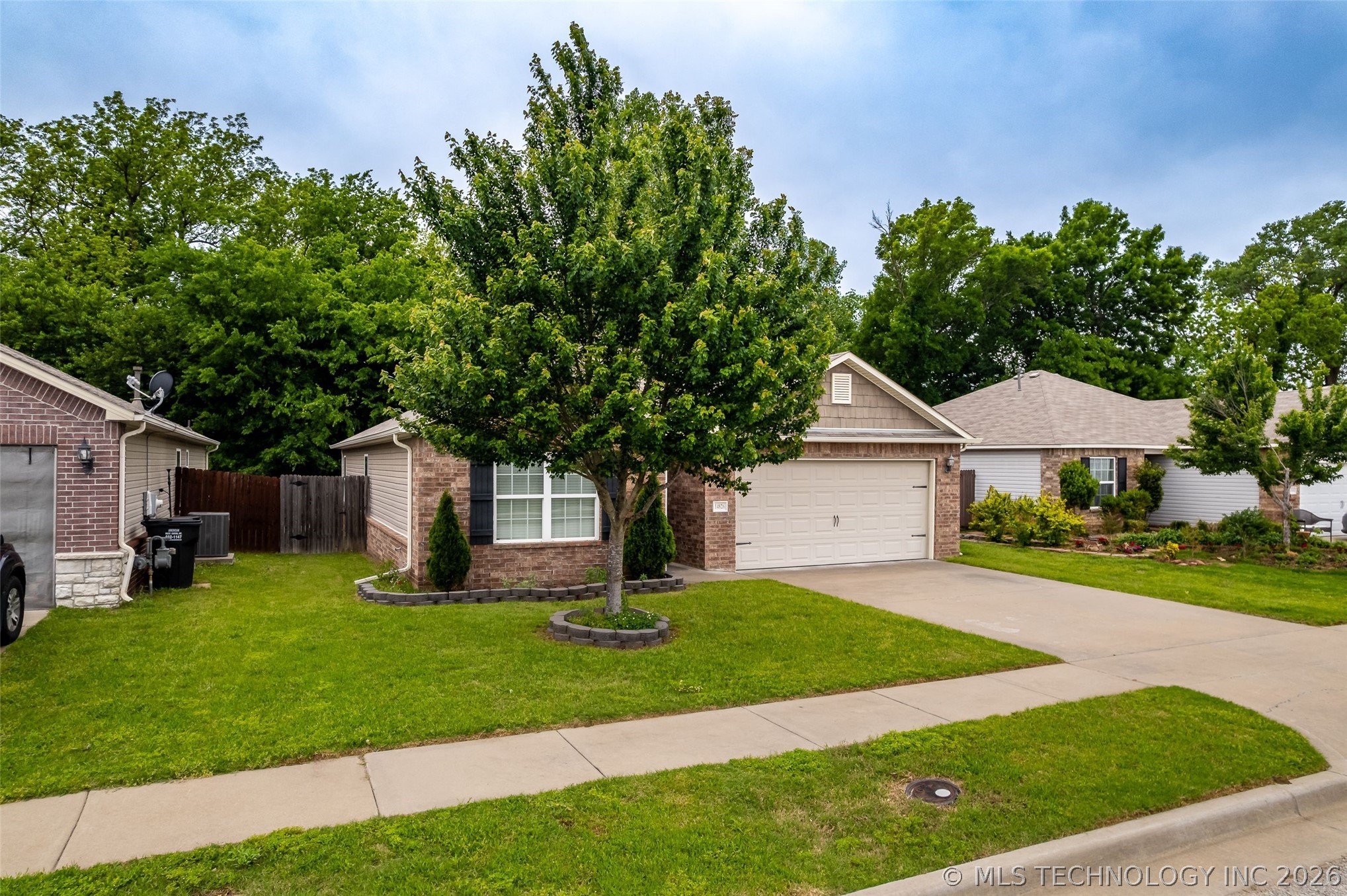 14826 S Hudson Avenue Property Photo 6