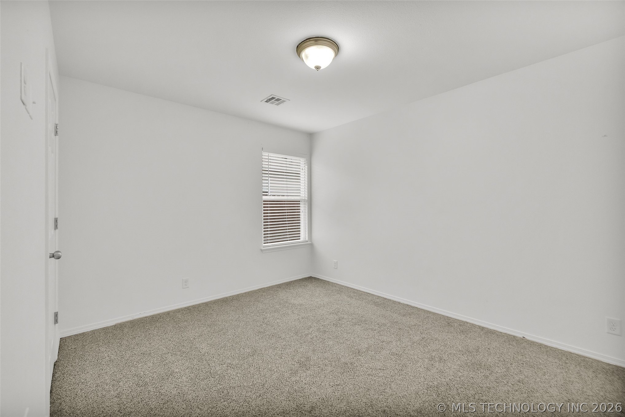 14826 S Hudson Avenue Property Photo 24
