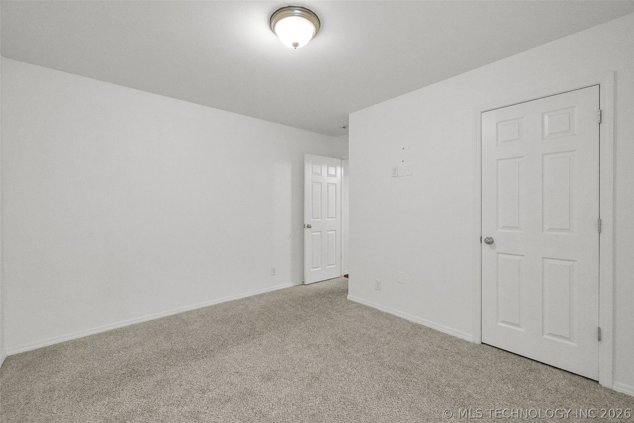 14826 S Hudson Avenue Property Photo 58