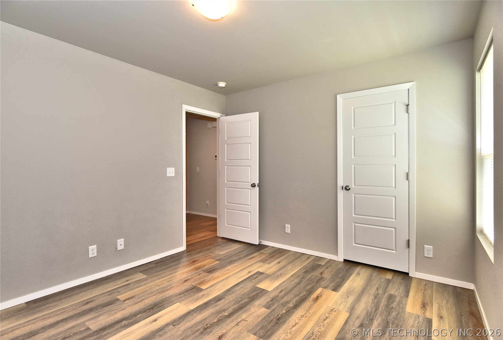 13916 S Quincy Street Property Photo 18