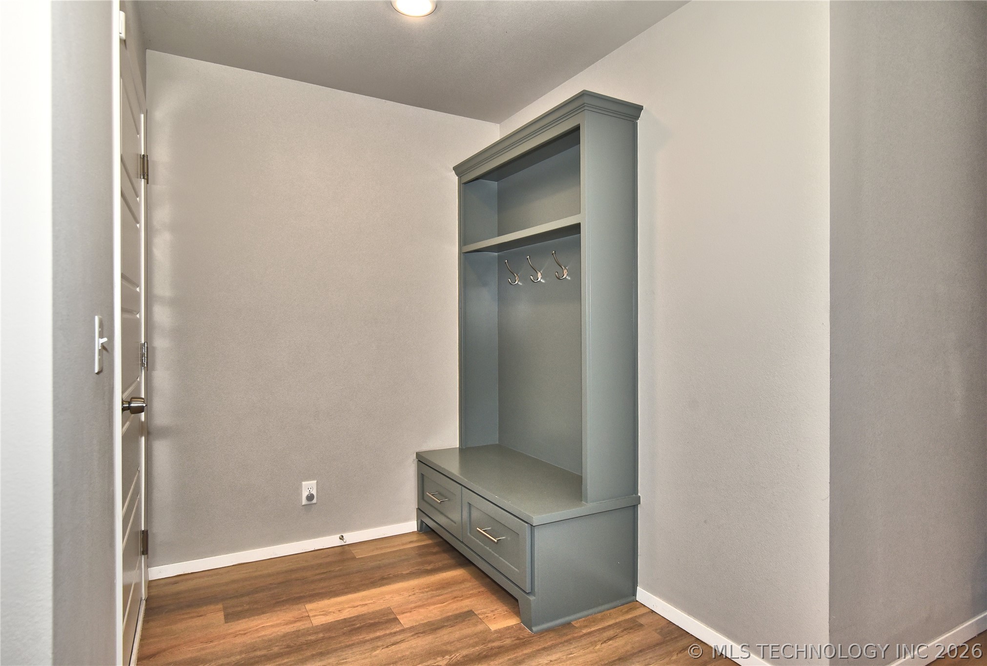 13916 S Quincy Street Property Photo 20