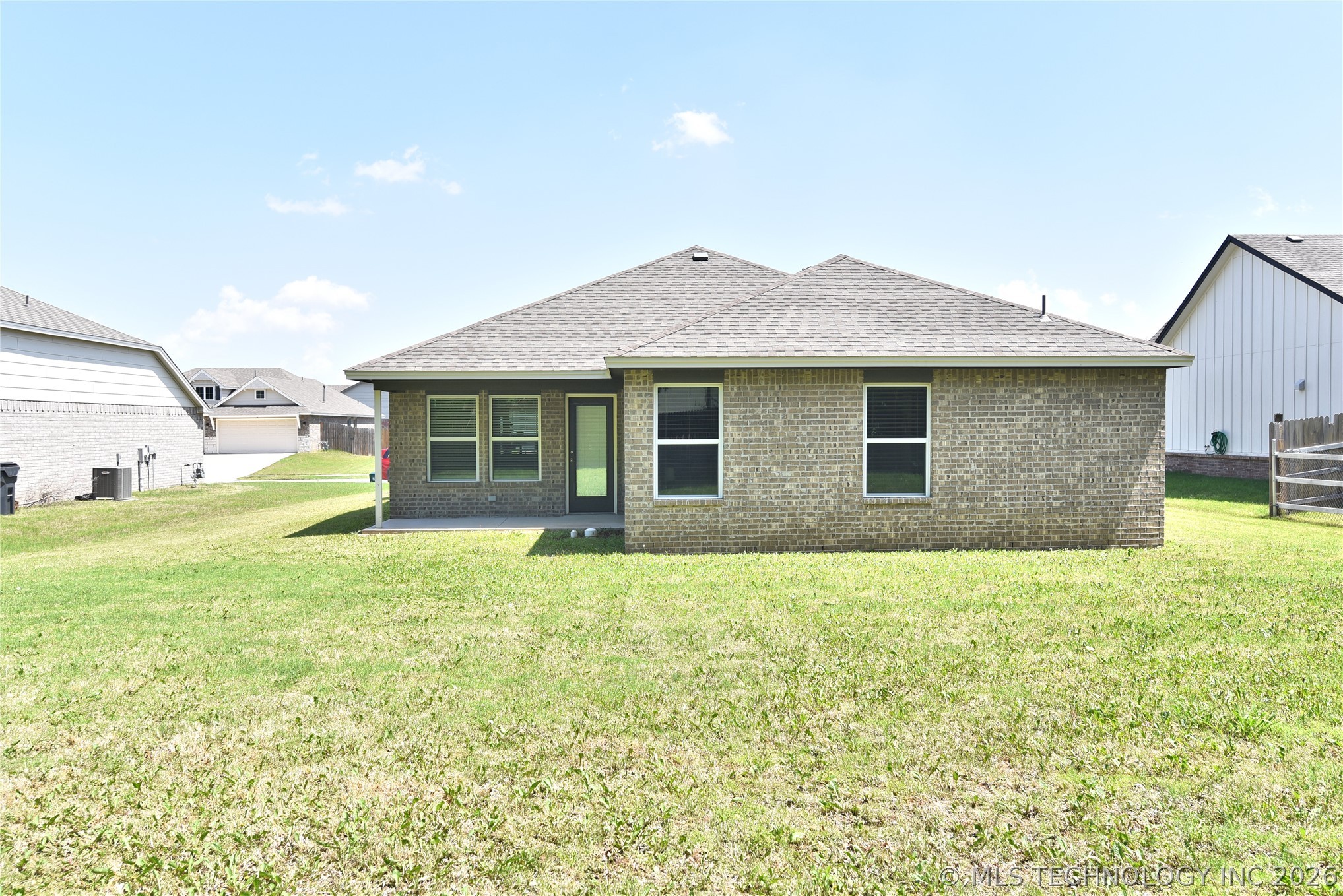 13916 S Quincy Street Property Photo 23