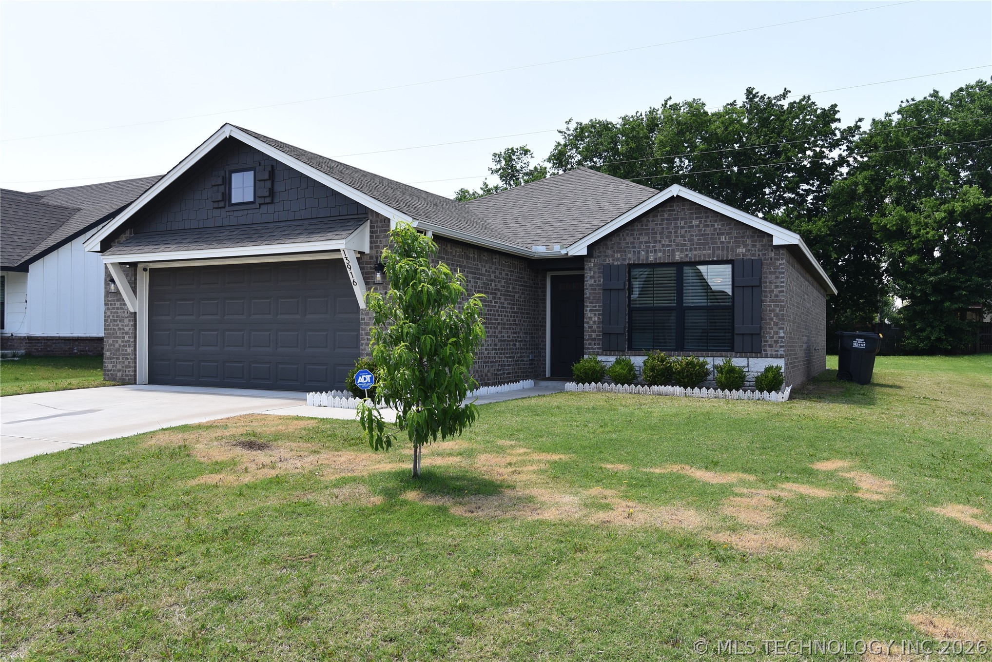 13916 S Quincy Street Property Photo 24