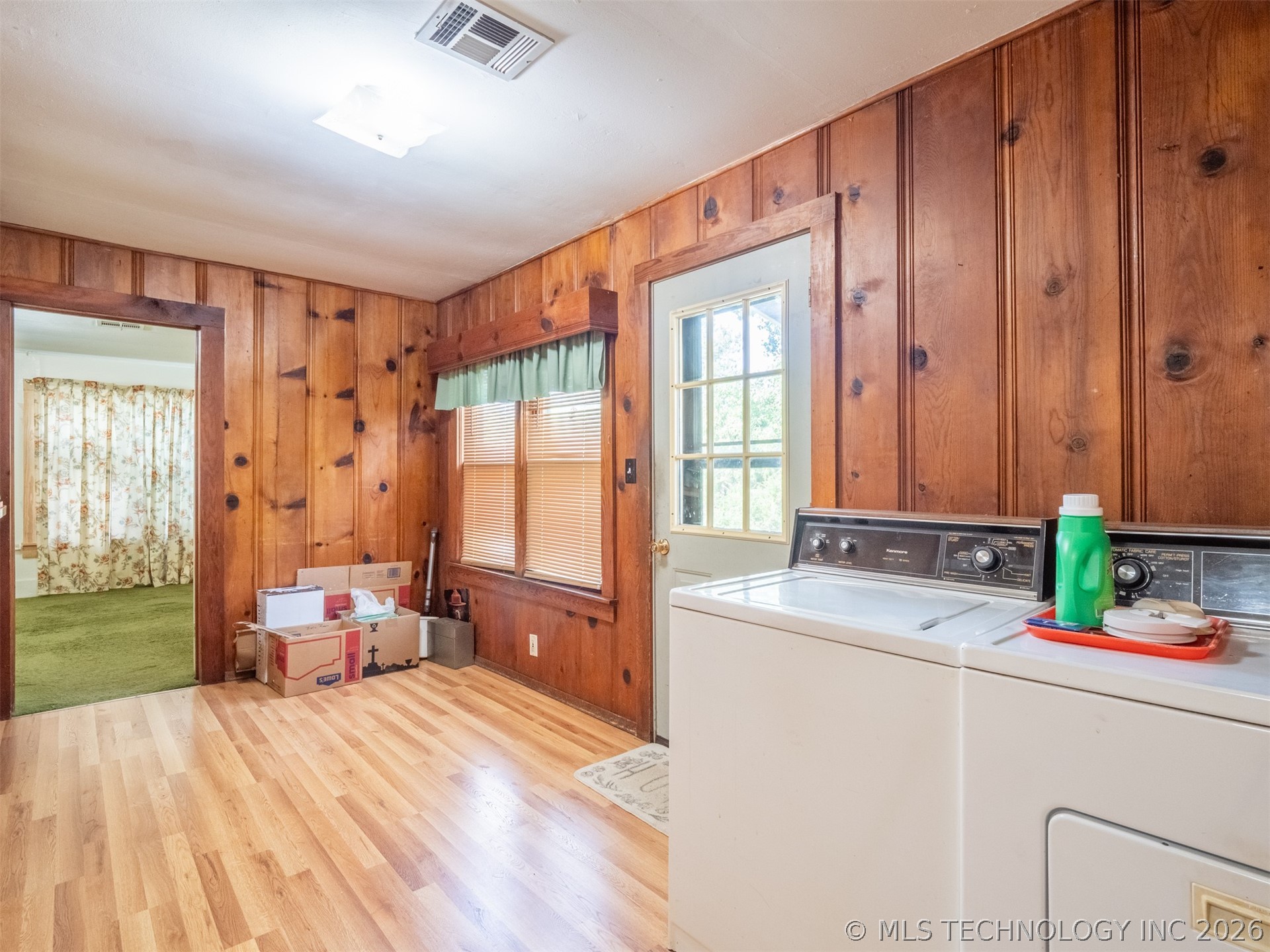 2708 Hardy Springs Road Property Photo 13