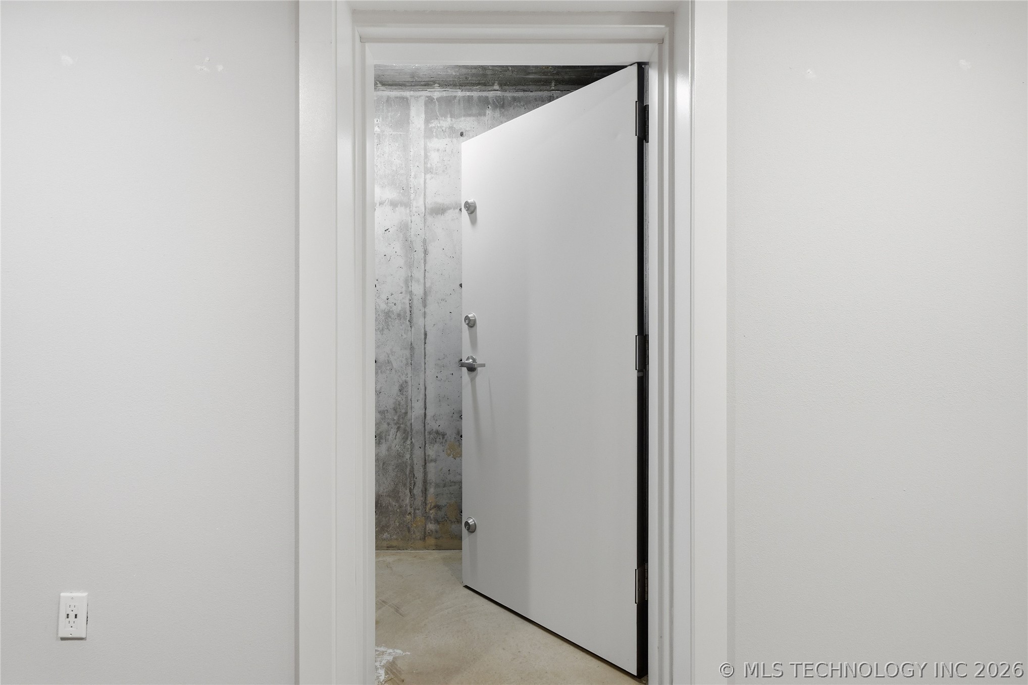 12290 Catalina Boulevard Property Photo 31