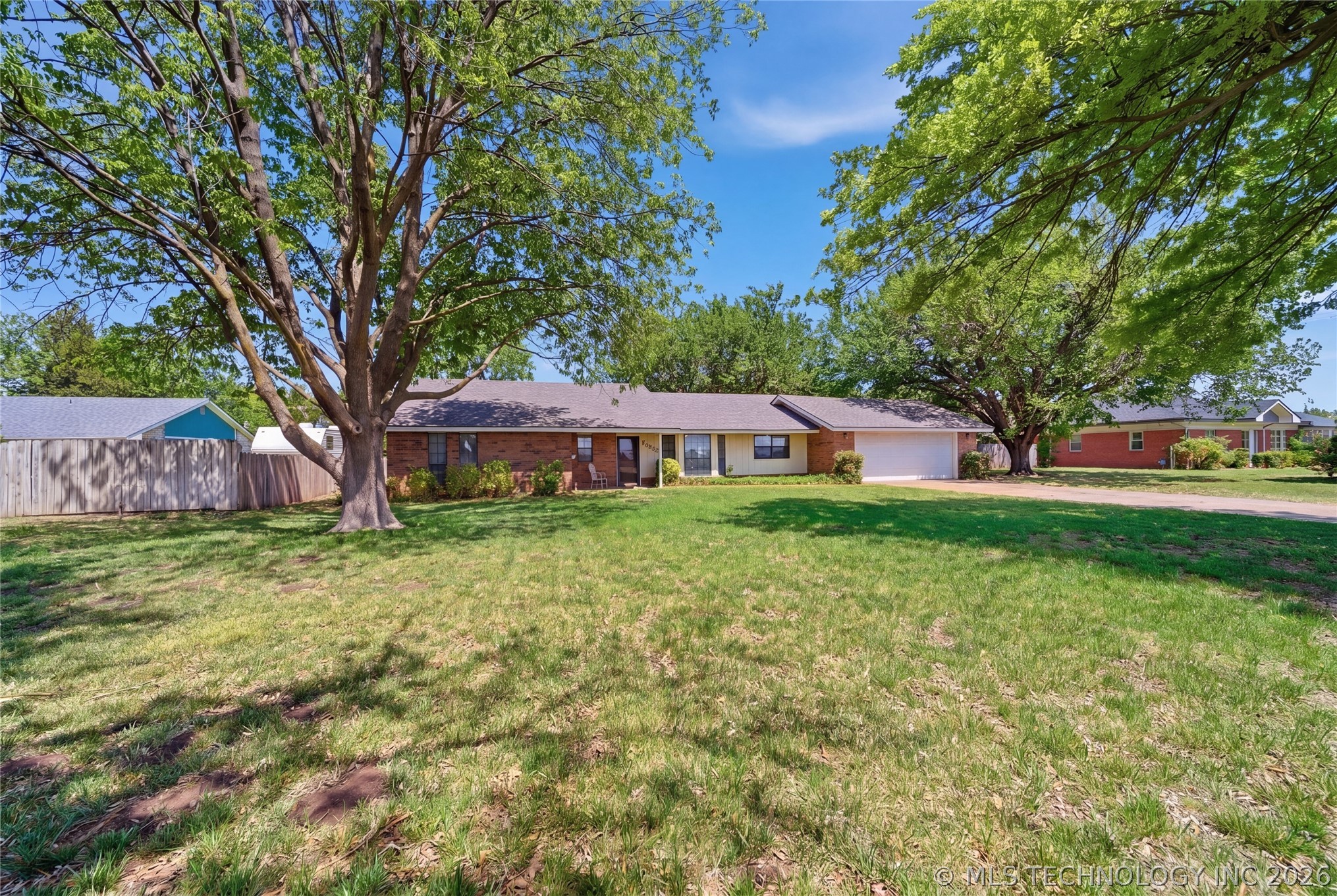 5202 W Rupe Avenue Property Photo 2