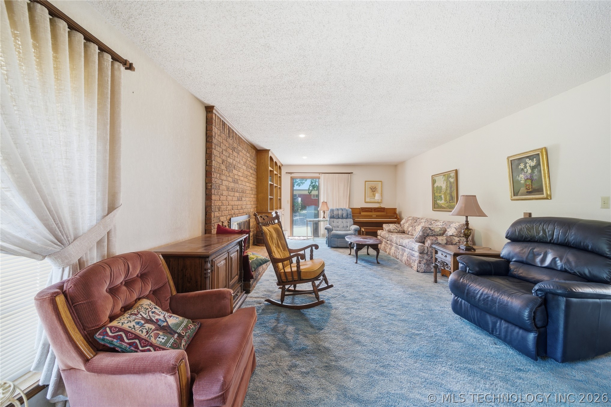 5202 W Rupe Avenue Property Photo 6