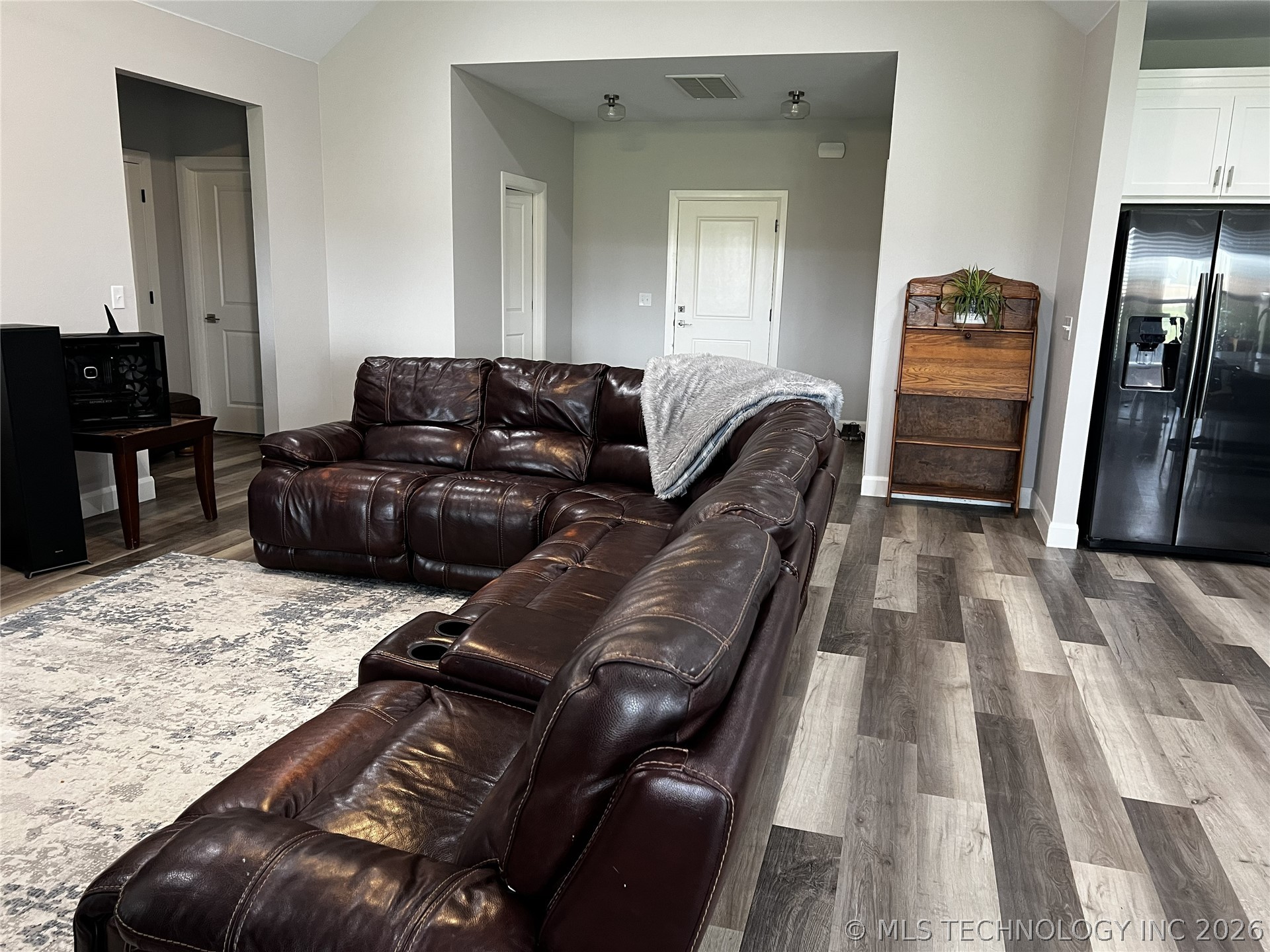 2126 W Forest Ridge Property Photo 13