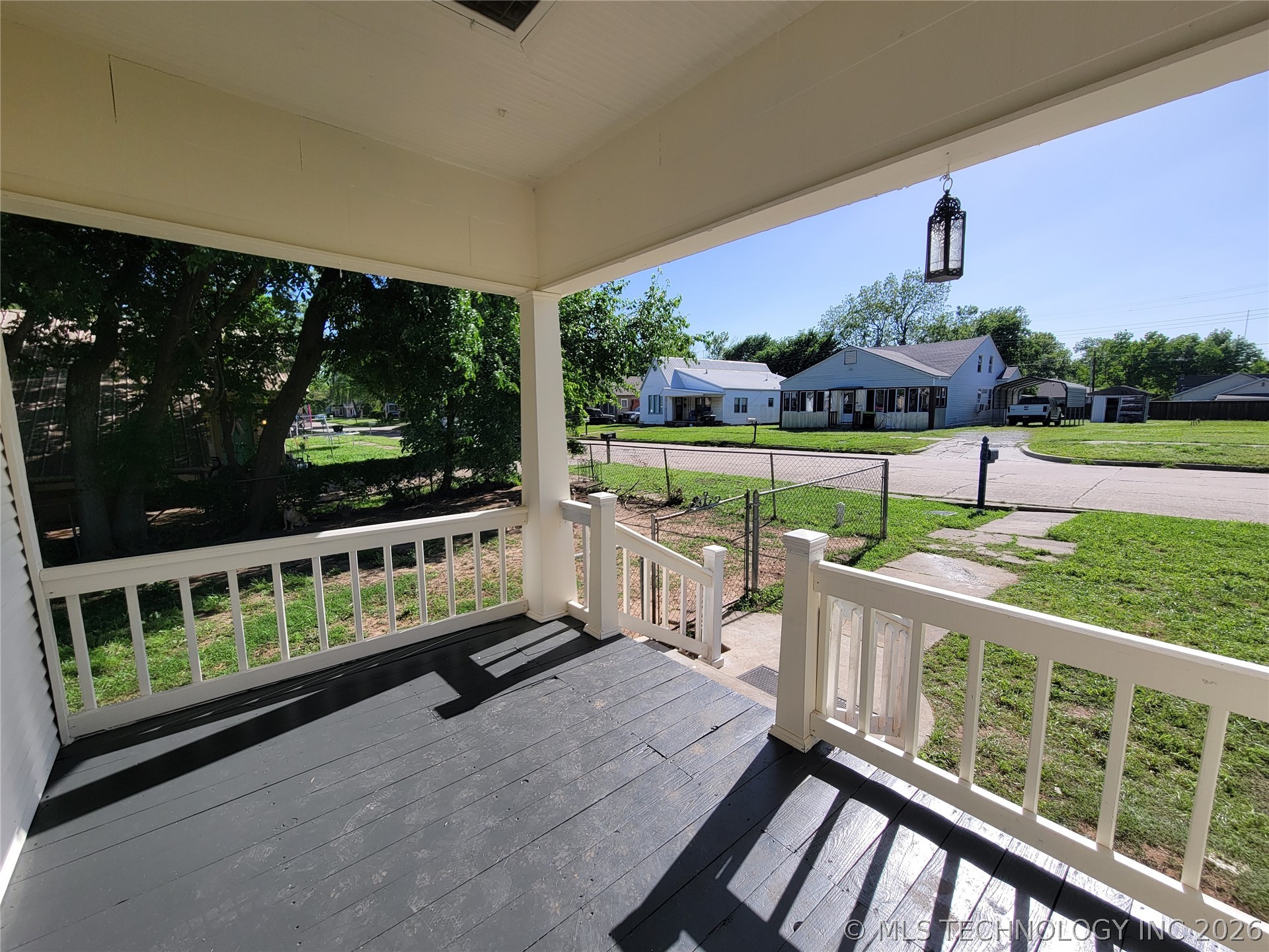 1024 S Belmont Property Photo 4