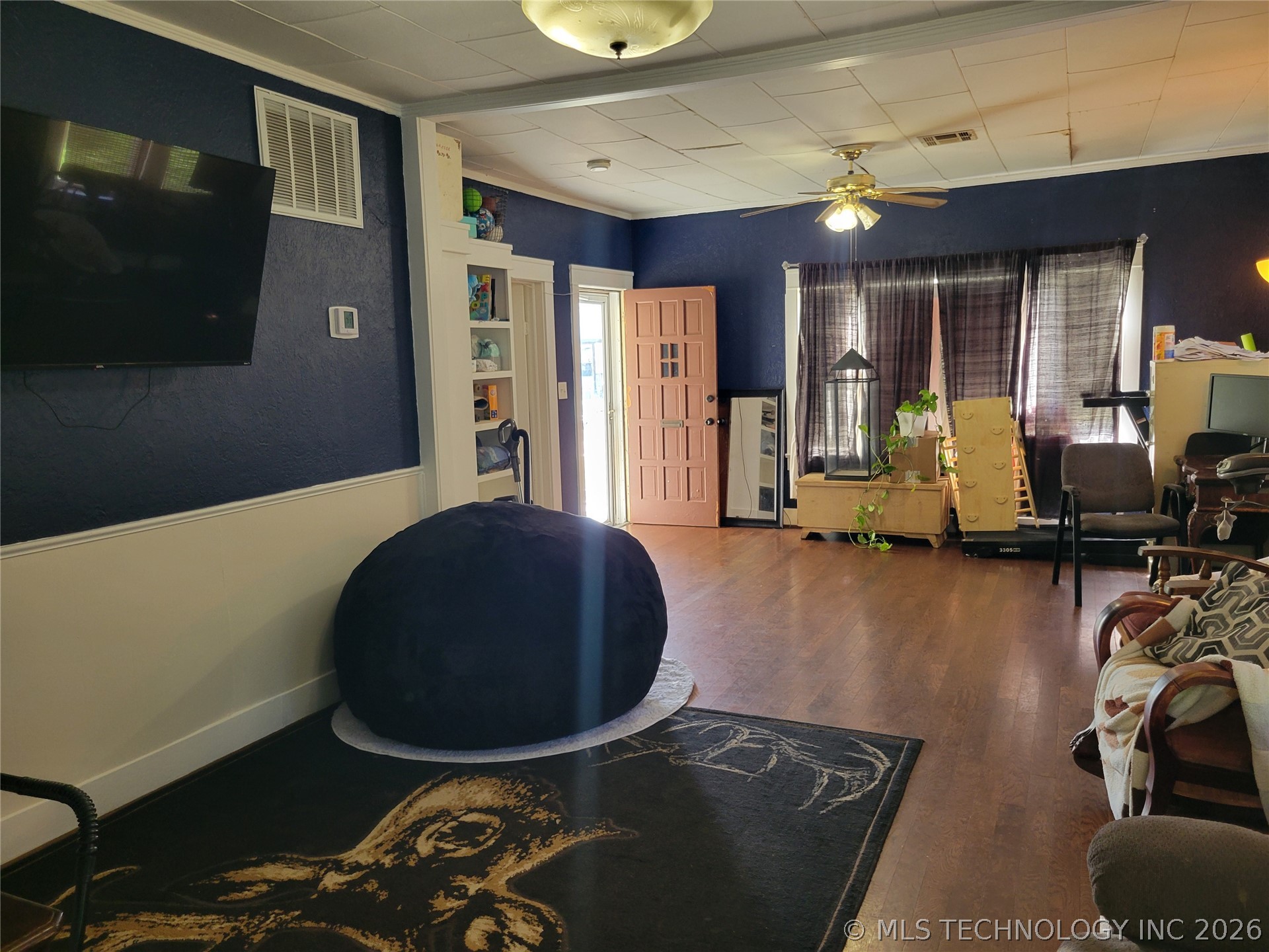 1024 S Belmont Property Photo 11