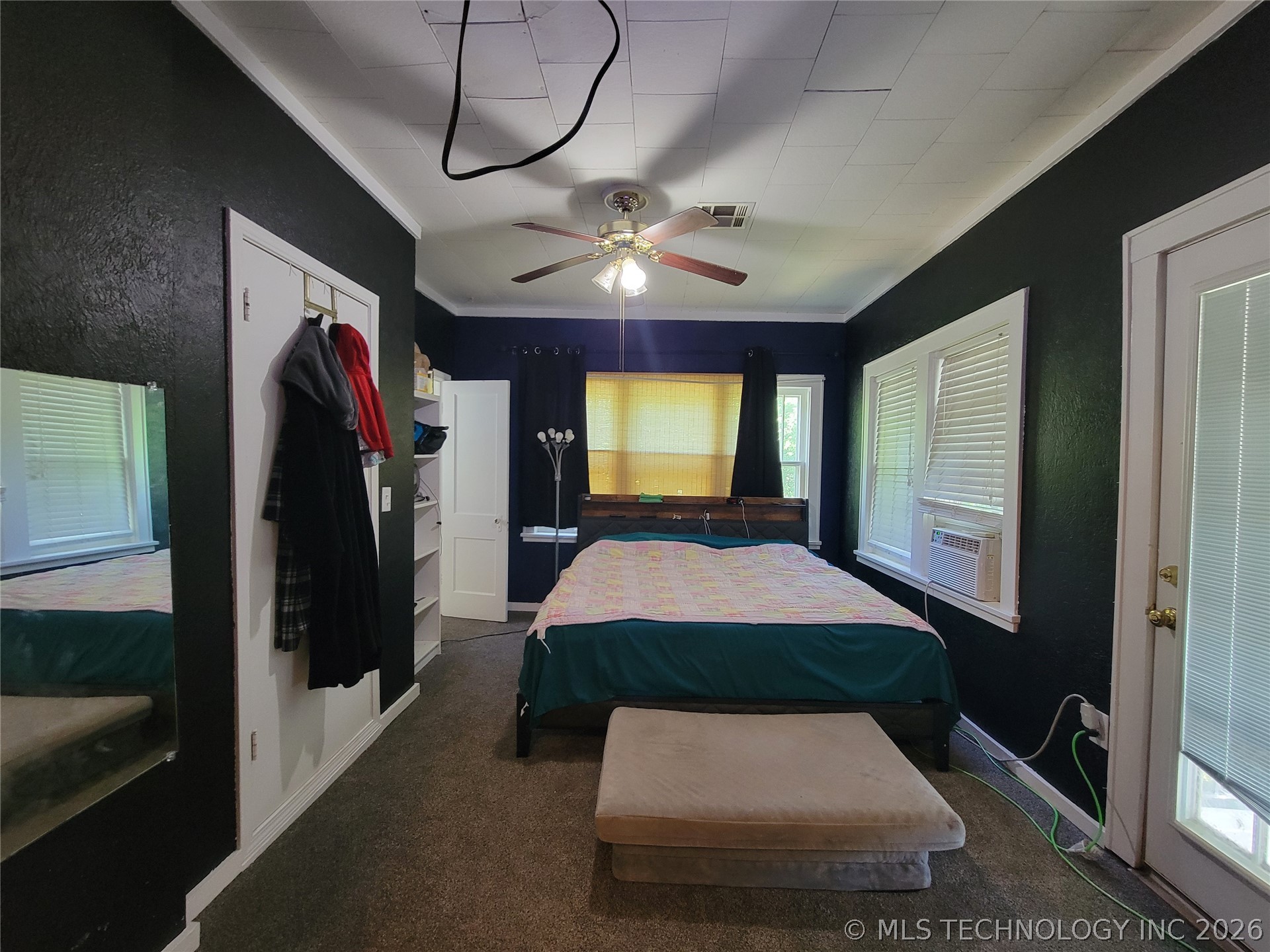 1024 S Belmont Property Photo 29