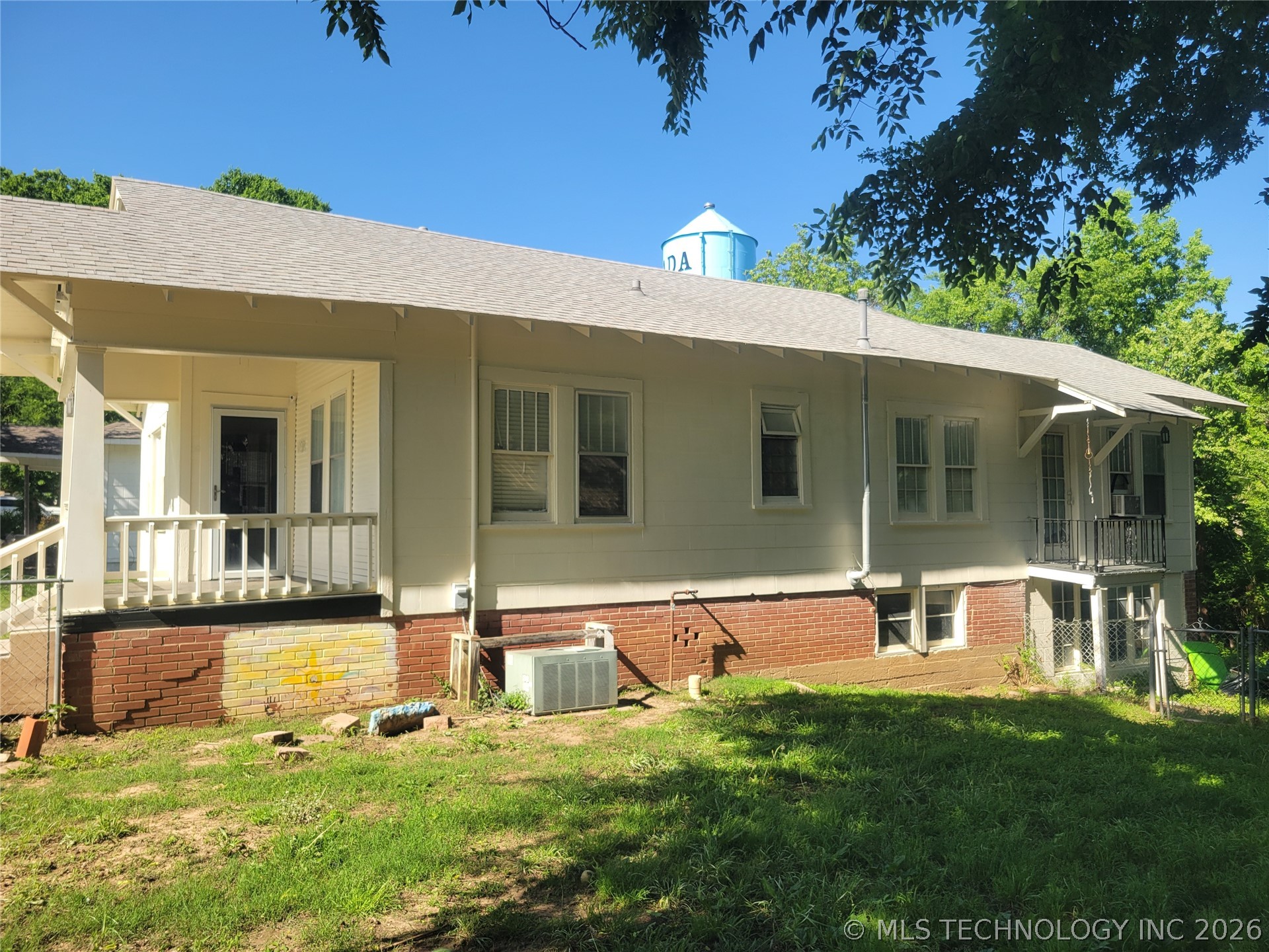 1024 S Belmont Property Photo 37