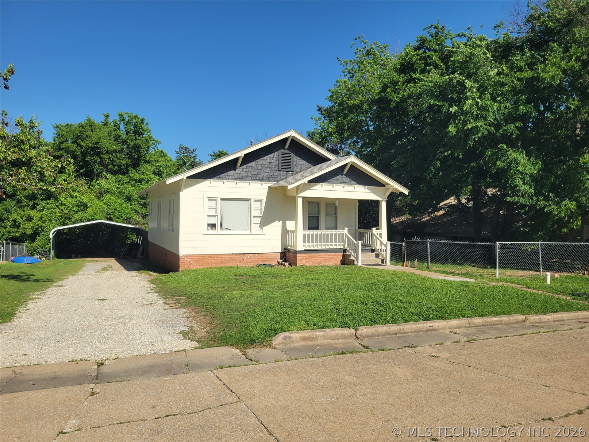 1024 S Belmont Property Photo 42