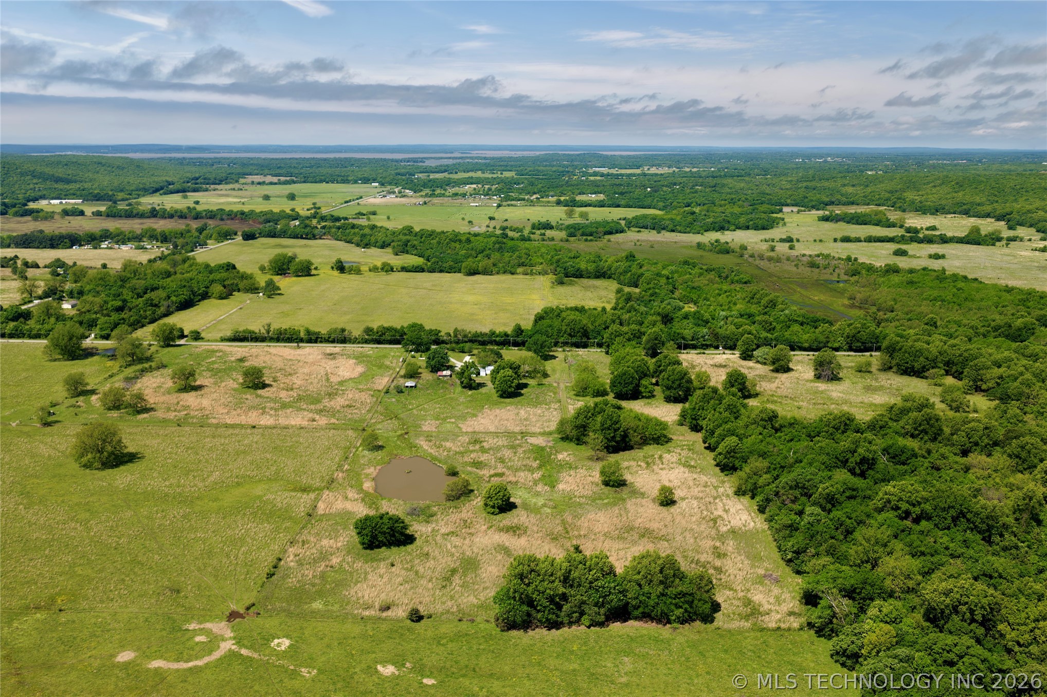 2 Texanna Road Property Photo 4