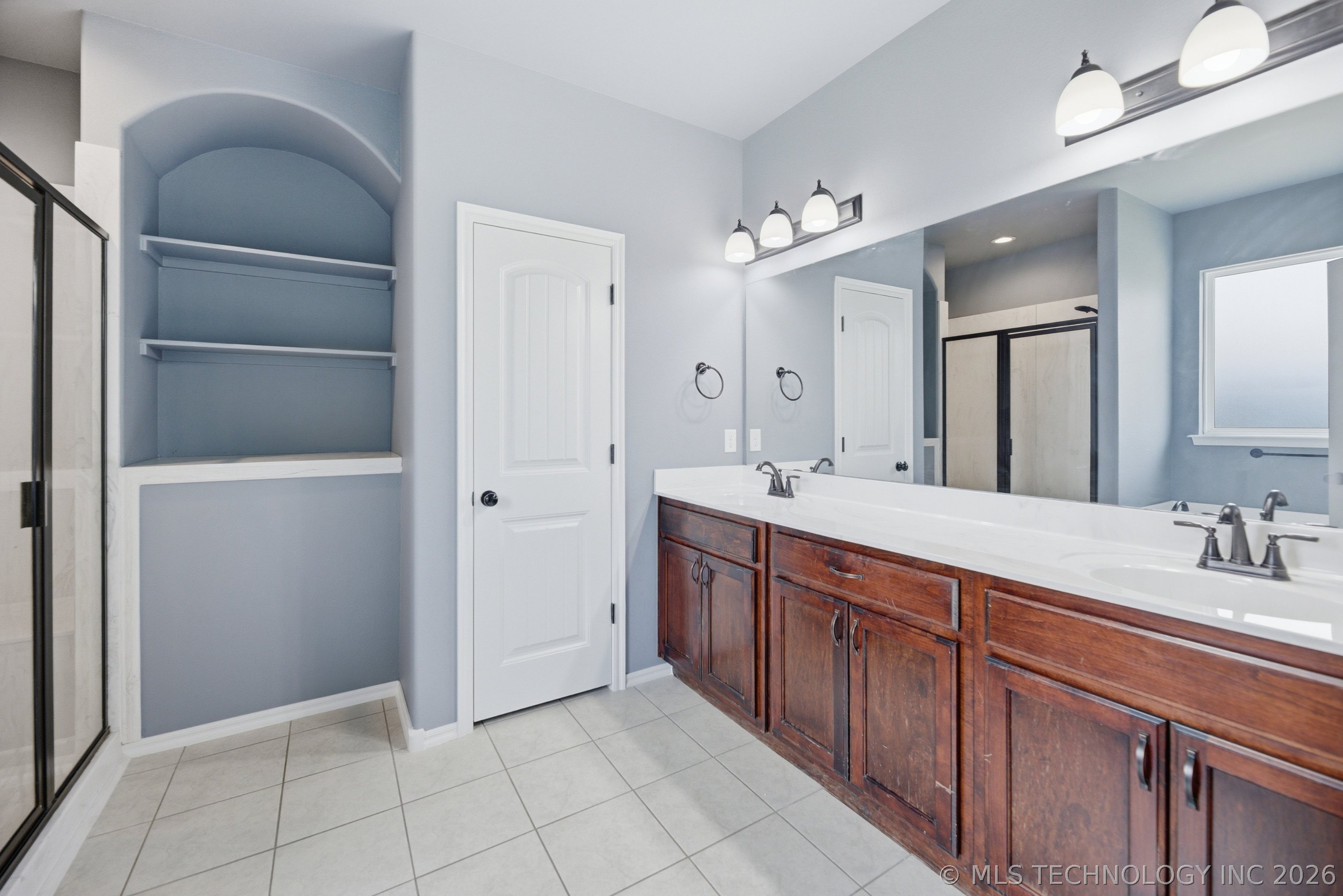 2017 W Fredericksburg Court Property Photo 27