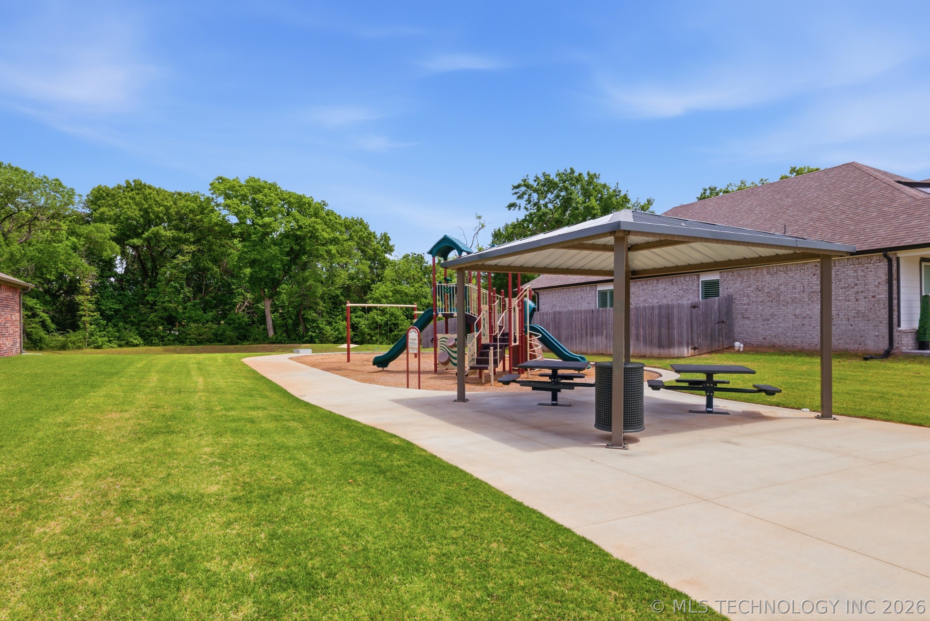 2017 W Fredericksburg Court Property Photo 44