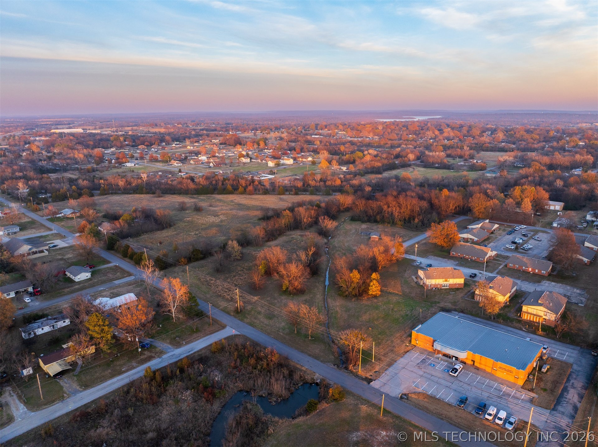 8 N Pierce Avenue Property Photo 82