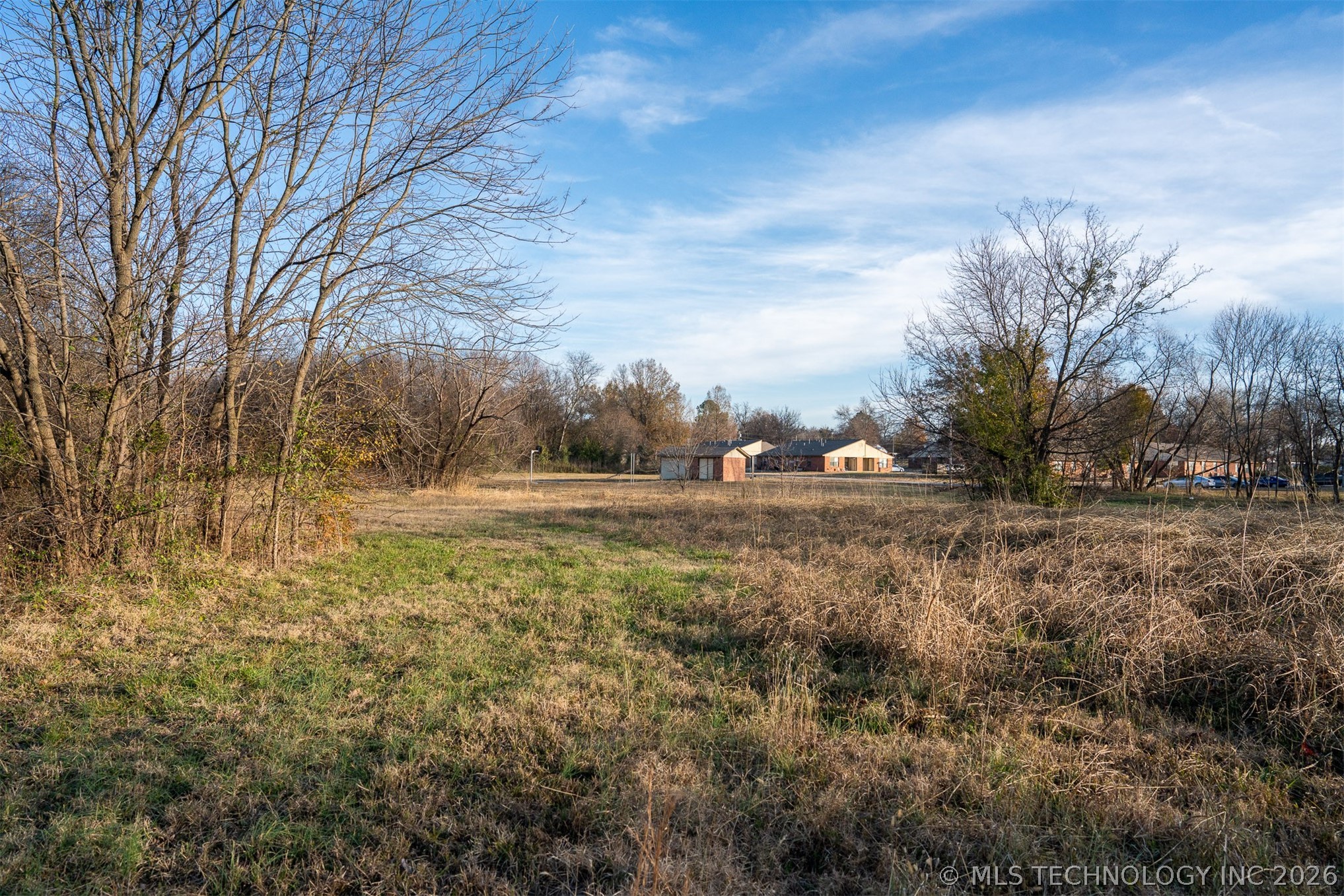 8 N Pierce Avenue Property Photo 94
