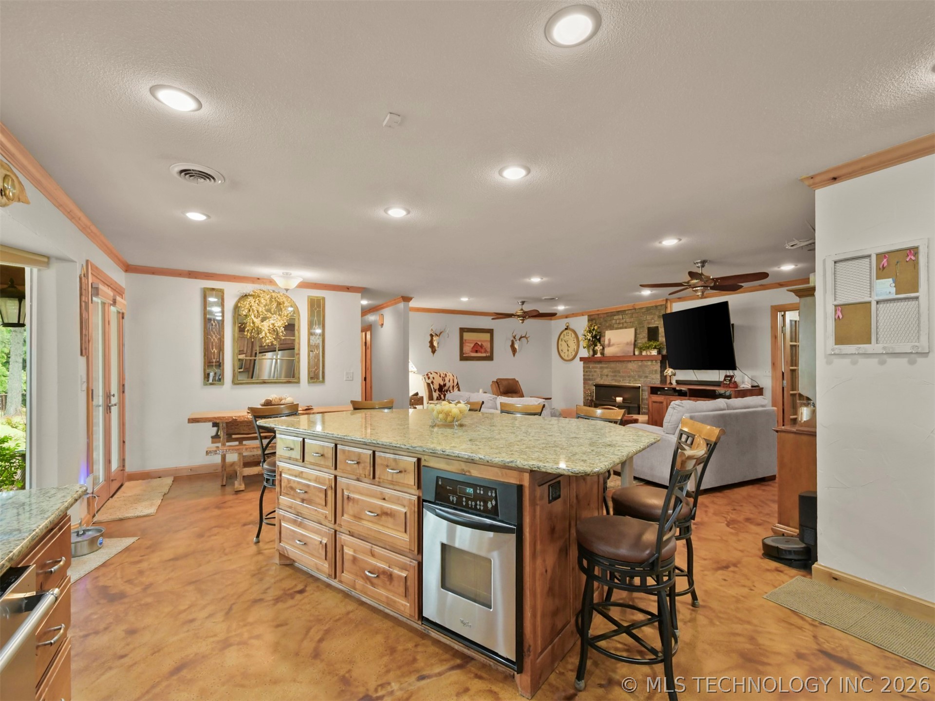 10469 State Highway 96 Property Photo 13