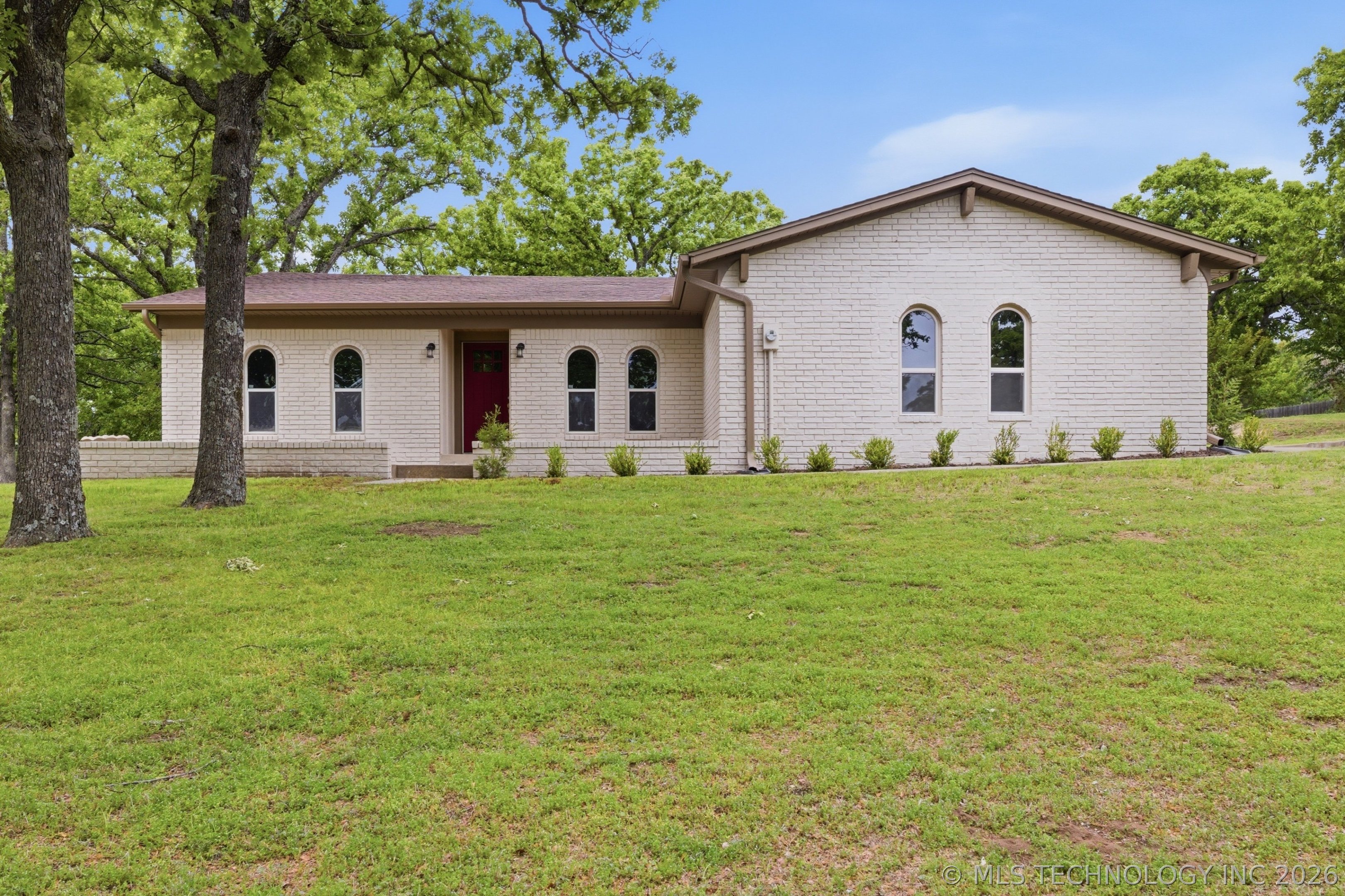 4439 Hillside Drive Property Photo 1