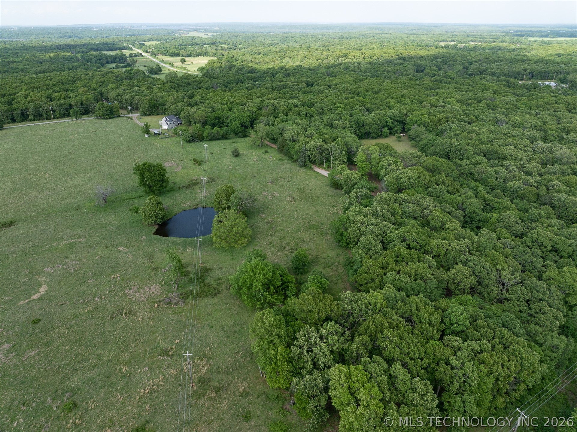 10778 E 420 Road Property Photo 5
