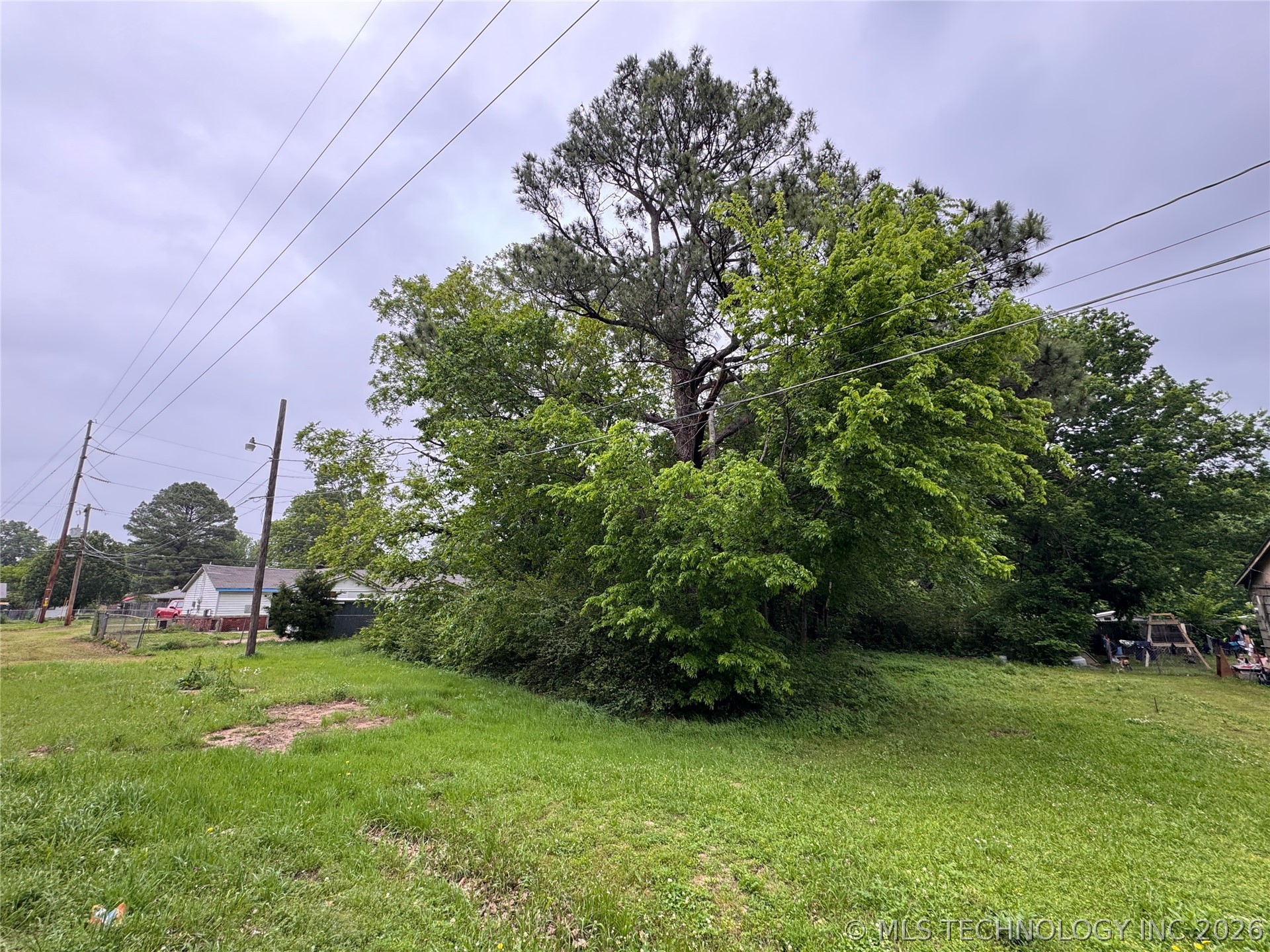 401 S Hall Avenue Property Photo 3