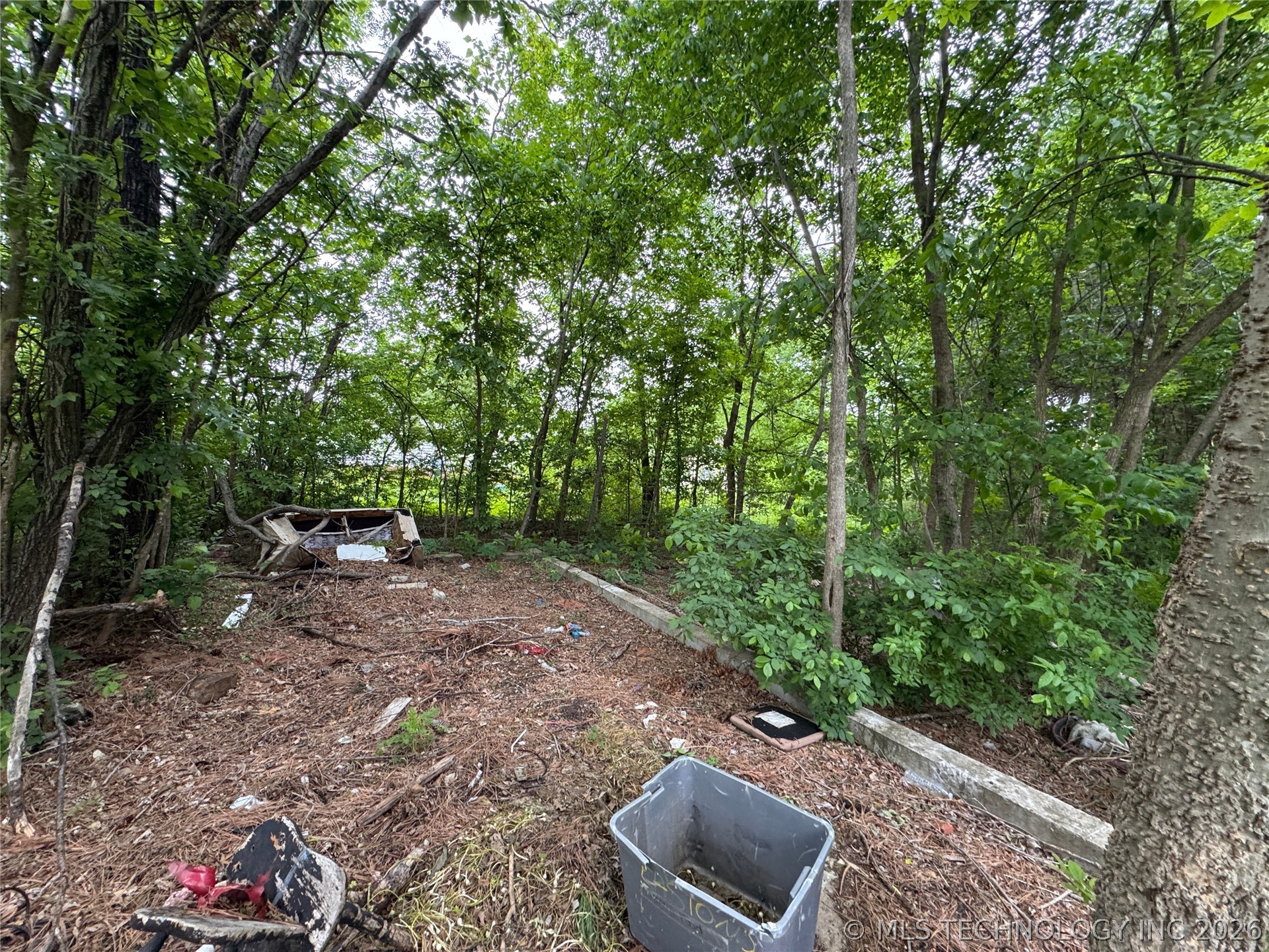 401 S Hall Avenue Property Photo 13