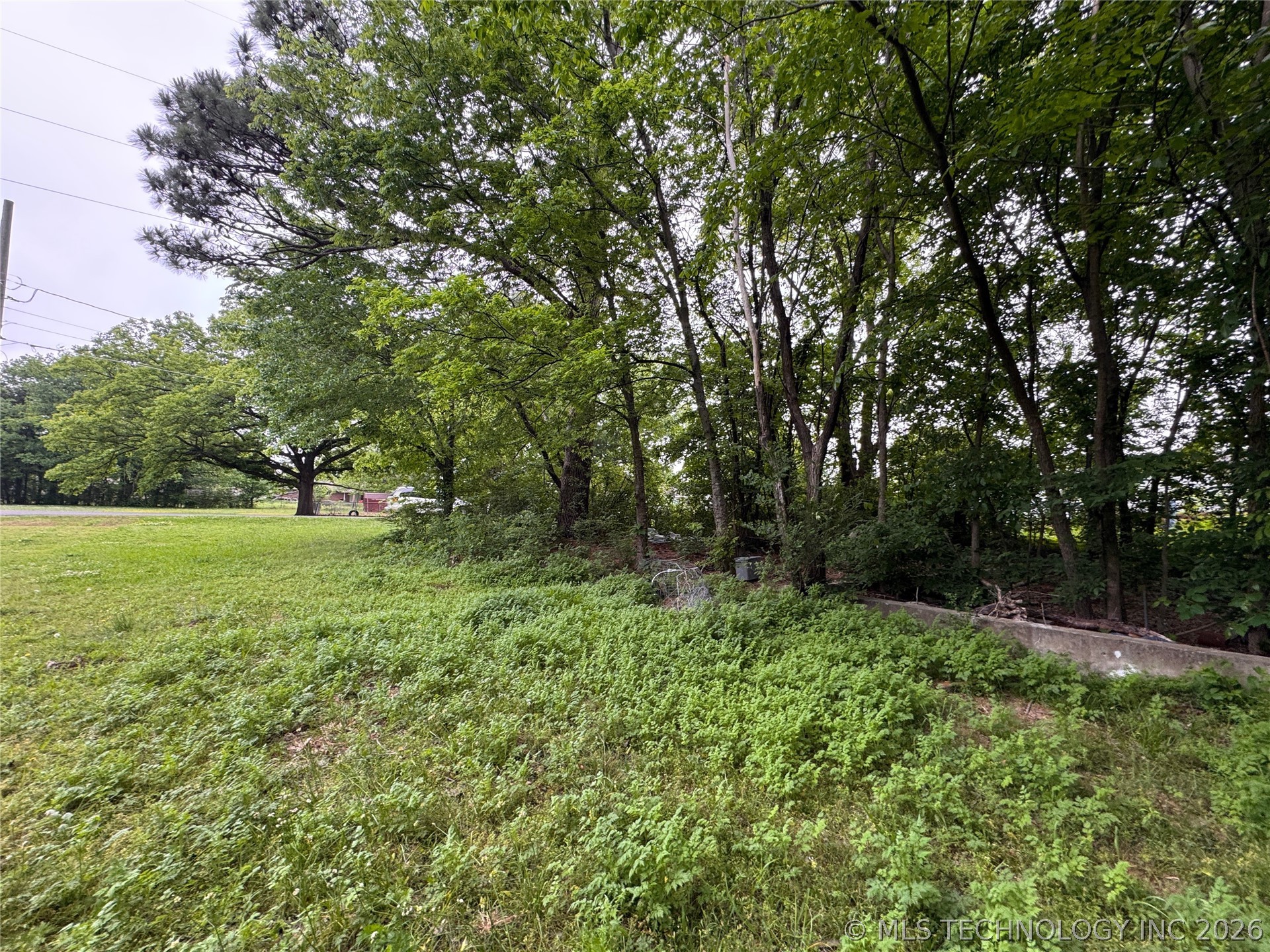 401 S Hall Avenue Property Photo 18