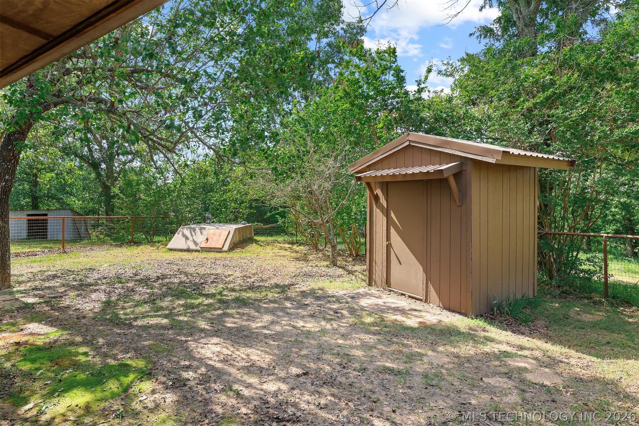 2042 E 1980 Road Property Photo 31