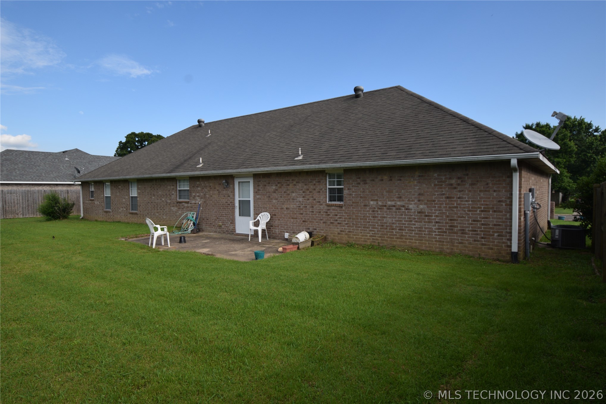 907 Belmont Avenue Property Photo 13