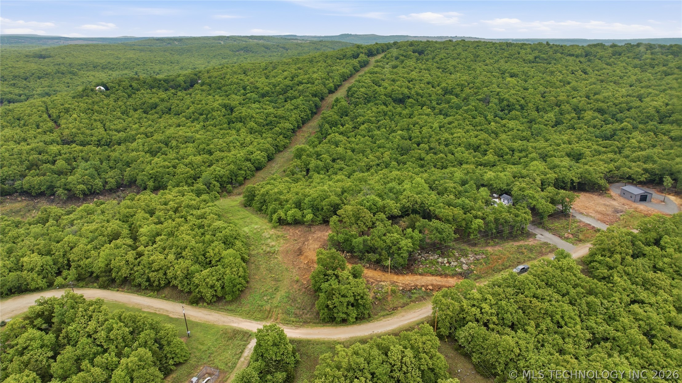 222 Indian Station Pass Property Photo 3