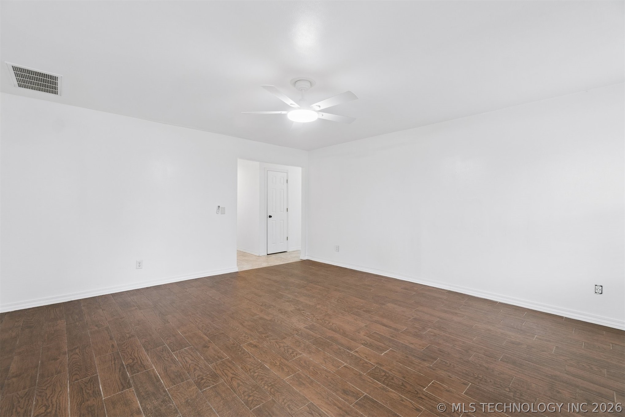 967 Heritage Mansion Property Photo 5