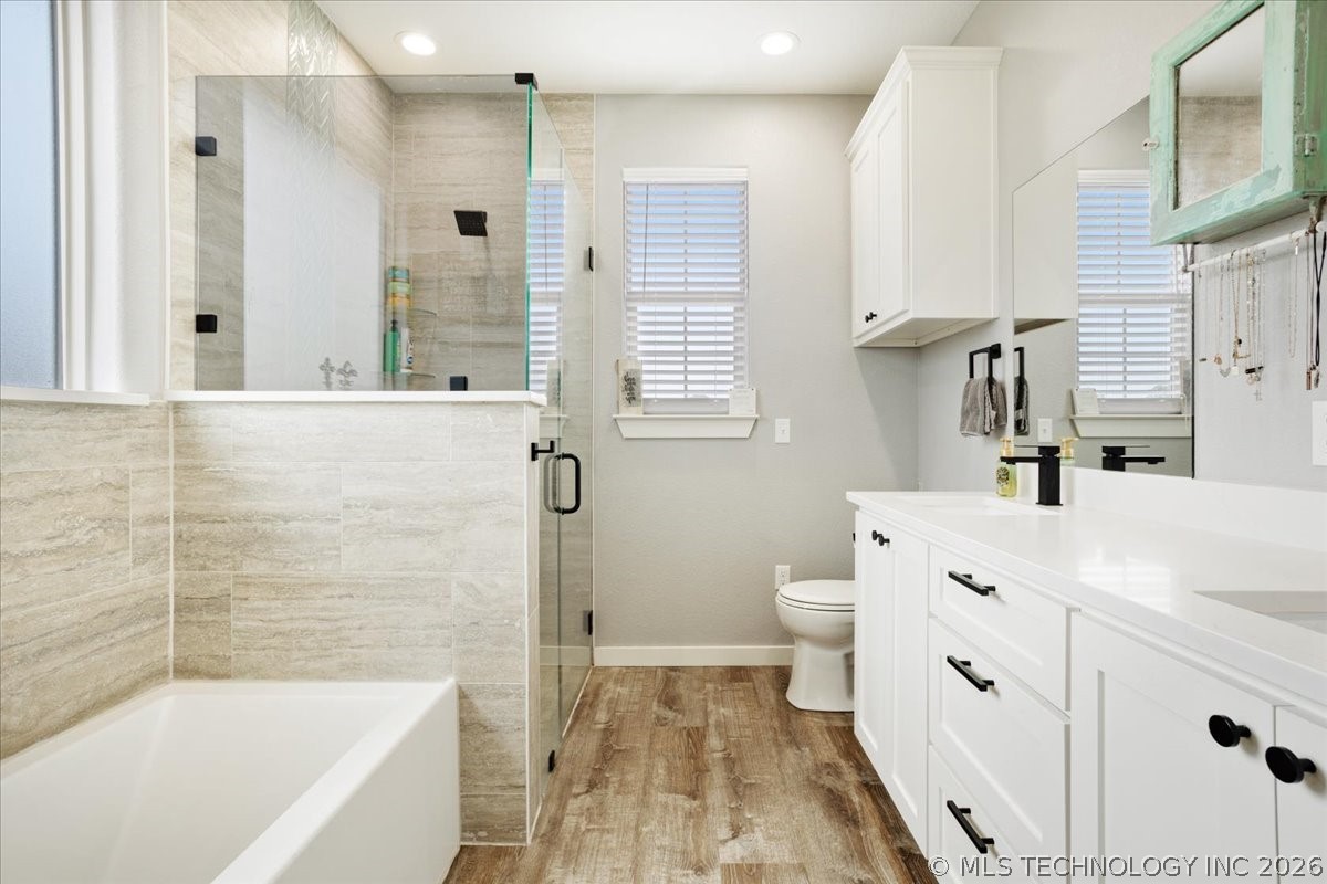79 Wilson Loop Property Photo 23
