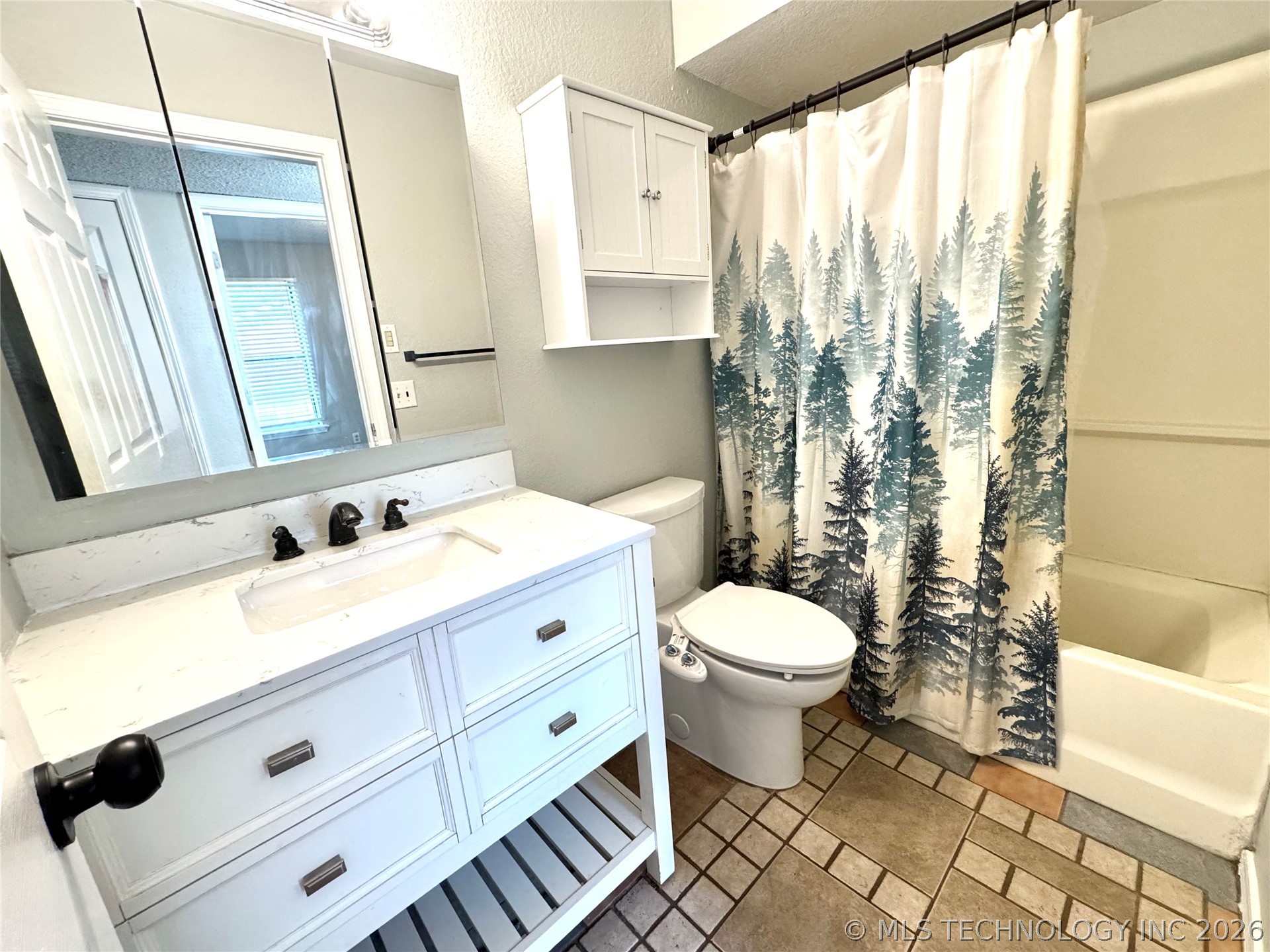 1109 Palmer Lane Property Photo 13