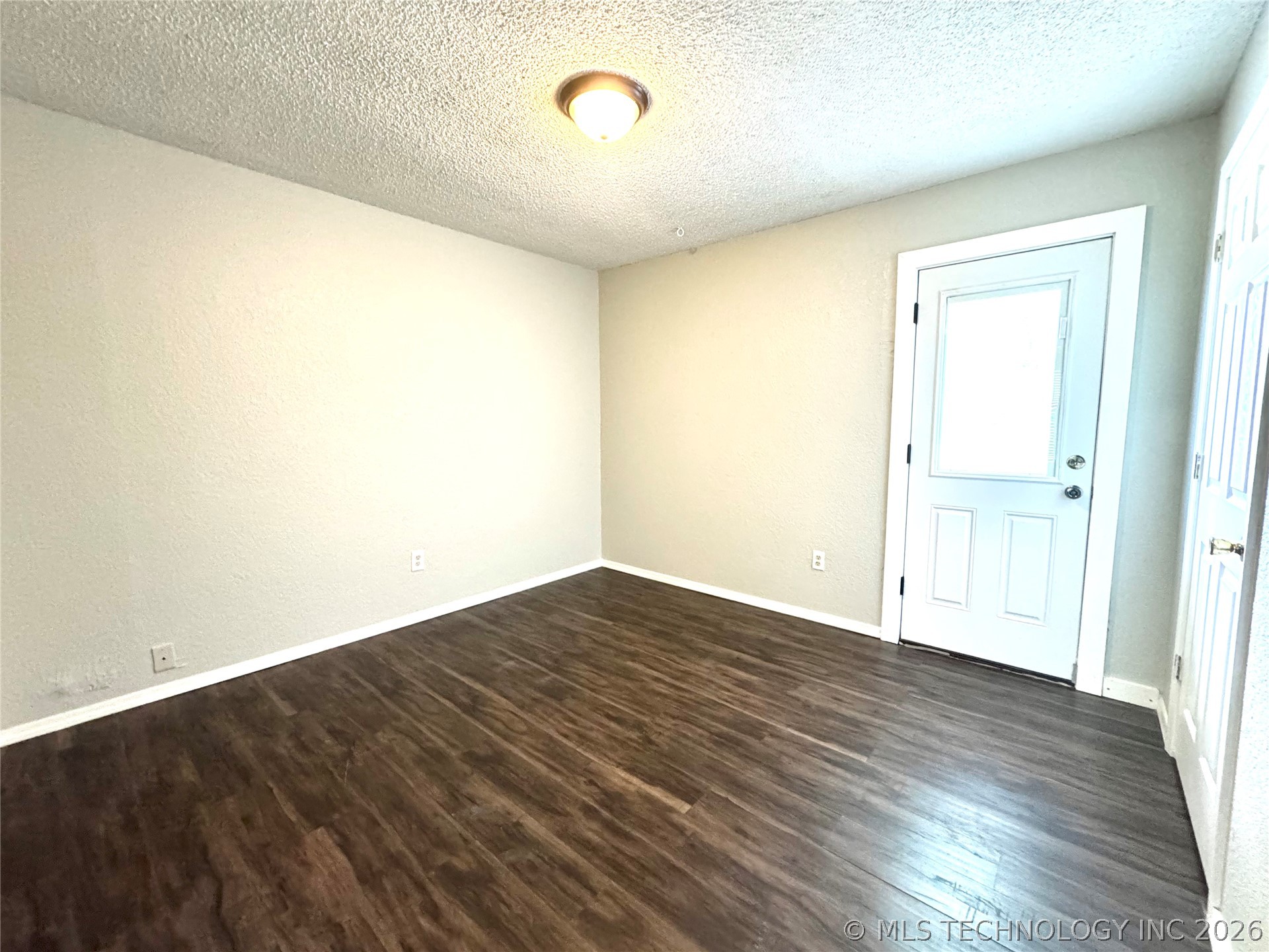 1109 Palmer Lane Property Photo 15
