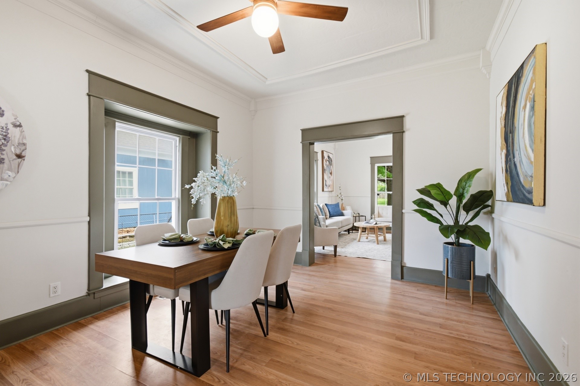 1141 E Hobson Avenue Property Photo 12