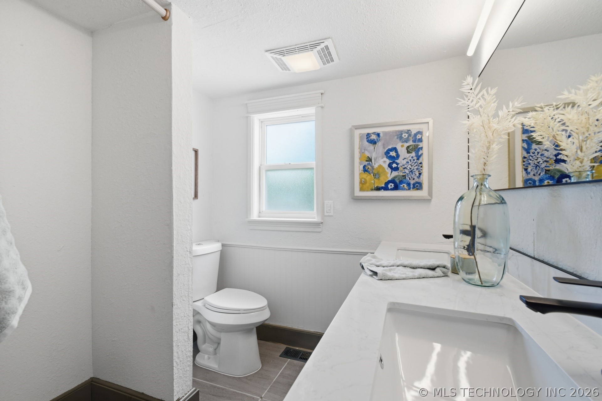 1141 E Hobson Avenue Property Photo 27