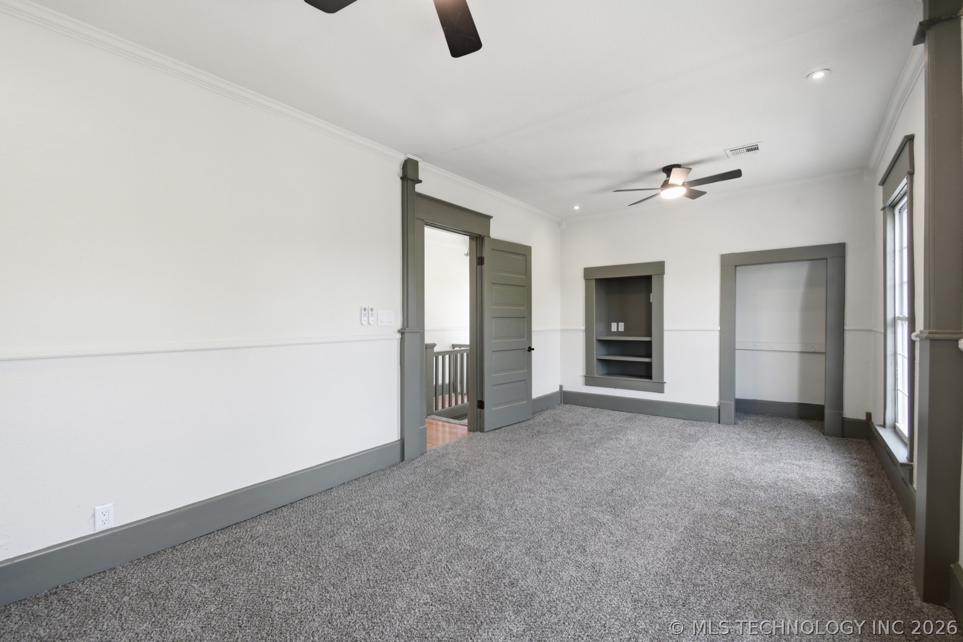 1141 E Hobson Avenue Property Photo 30
