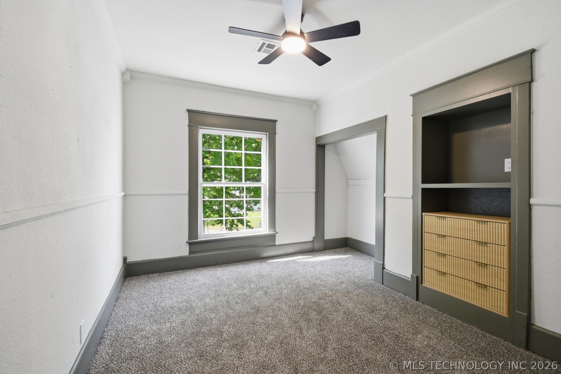 1141 E Hobson Avenue Property Photo 31