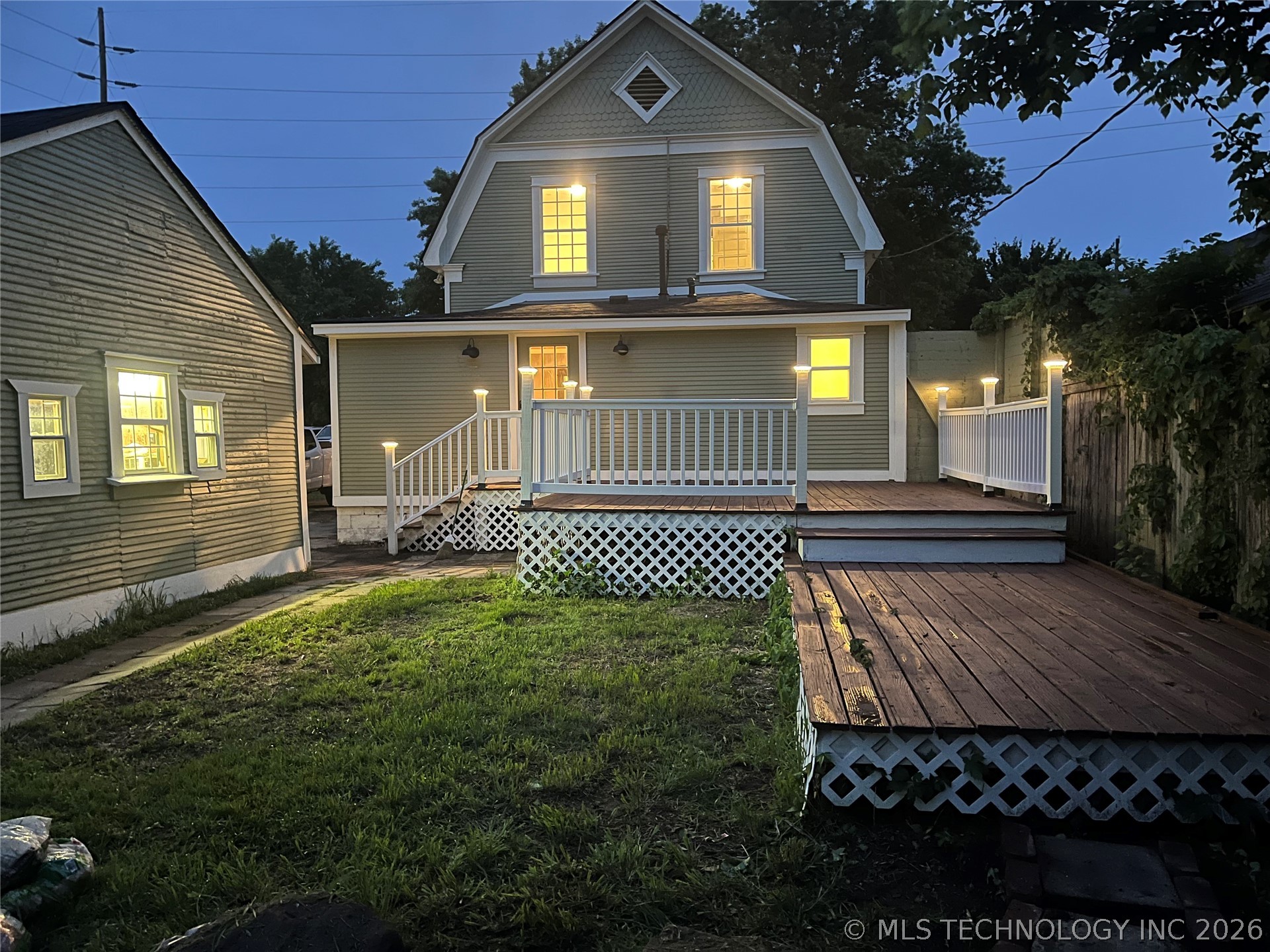 1141 E Hobson Avenue Property Photo 41