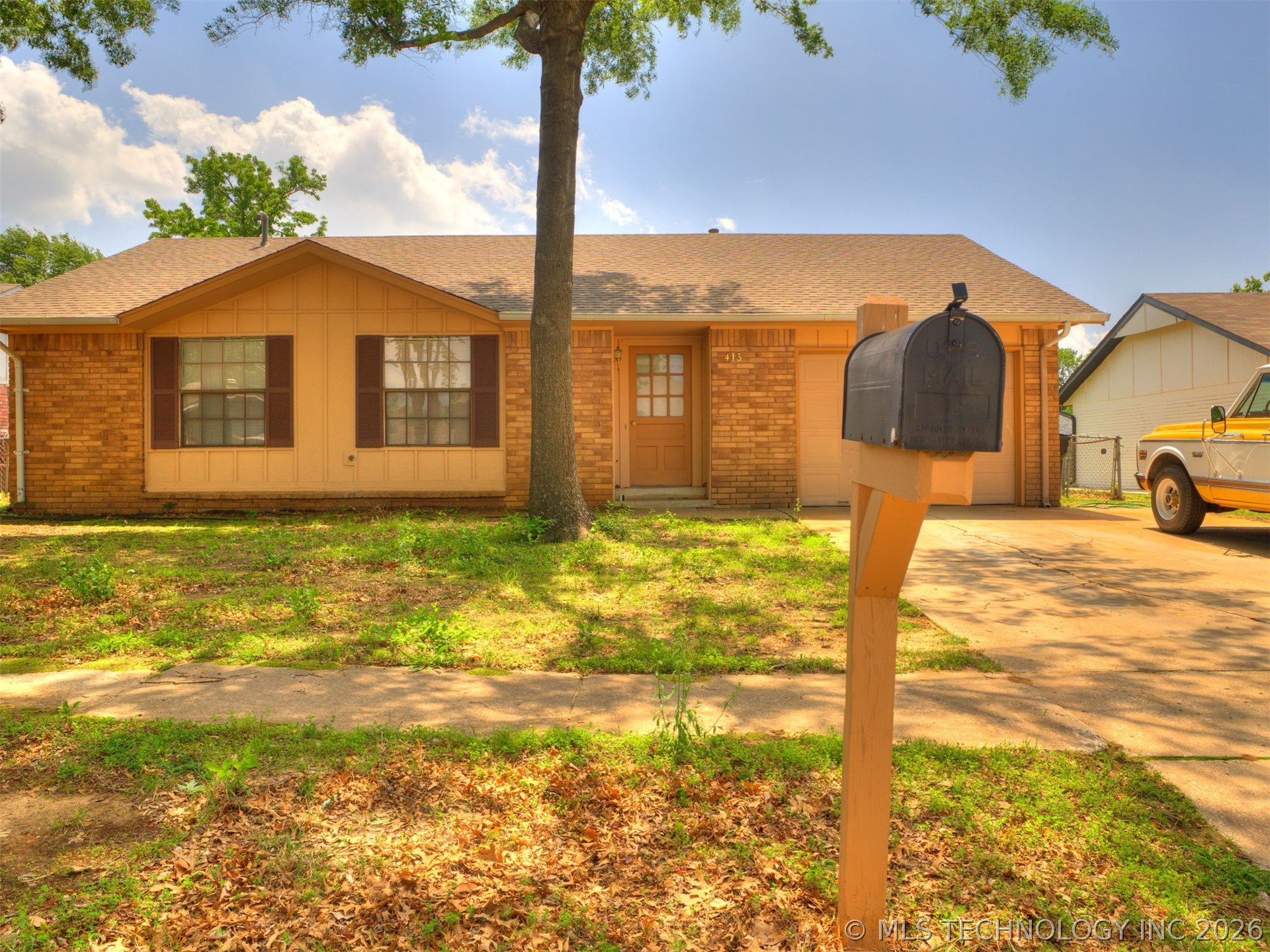 413 W Birmingham Street Property Photo 1