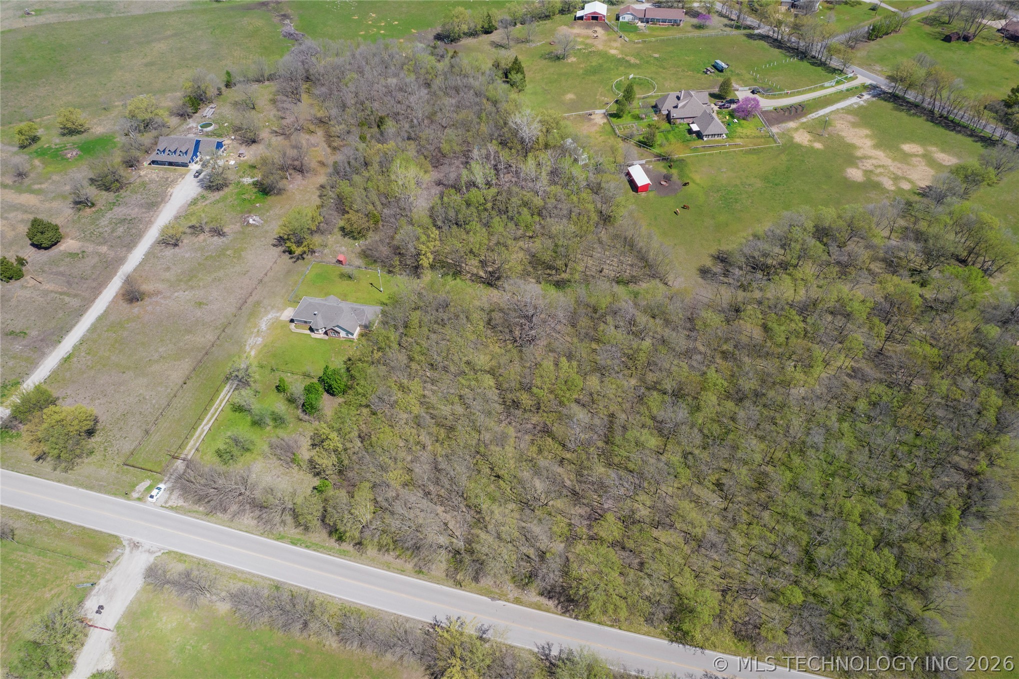 6025 E Hwy 20 Property Photo 8