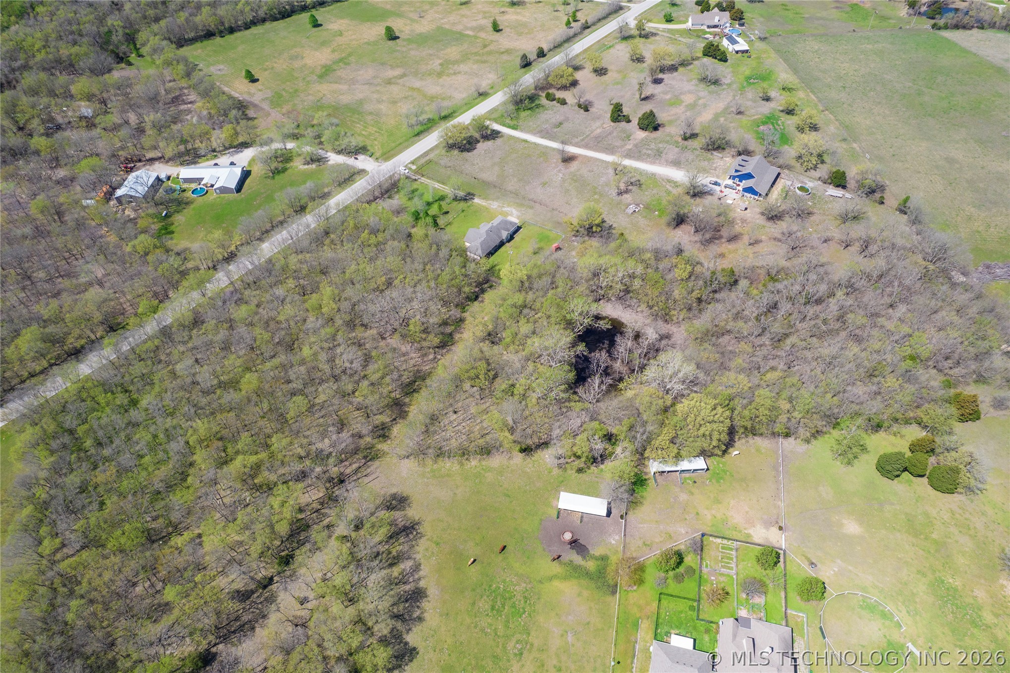 6025 E Hwy 20 Property Photo 11