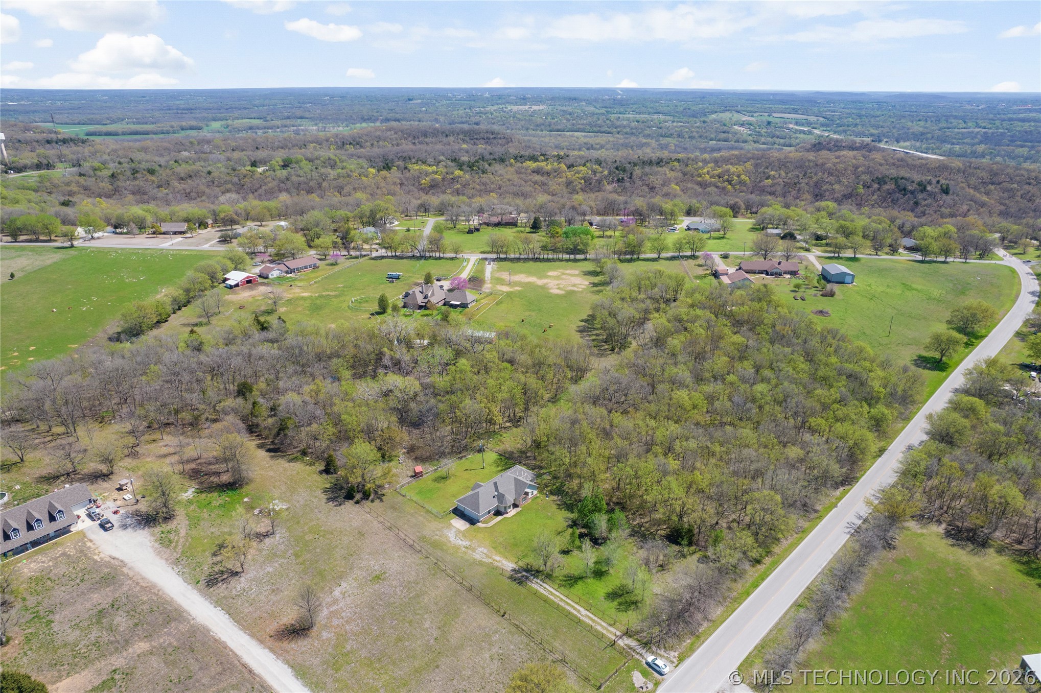 6025 E Hwy 20 Property Photo 16