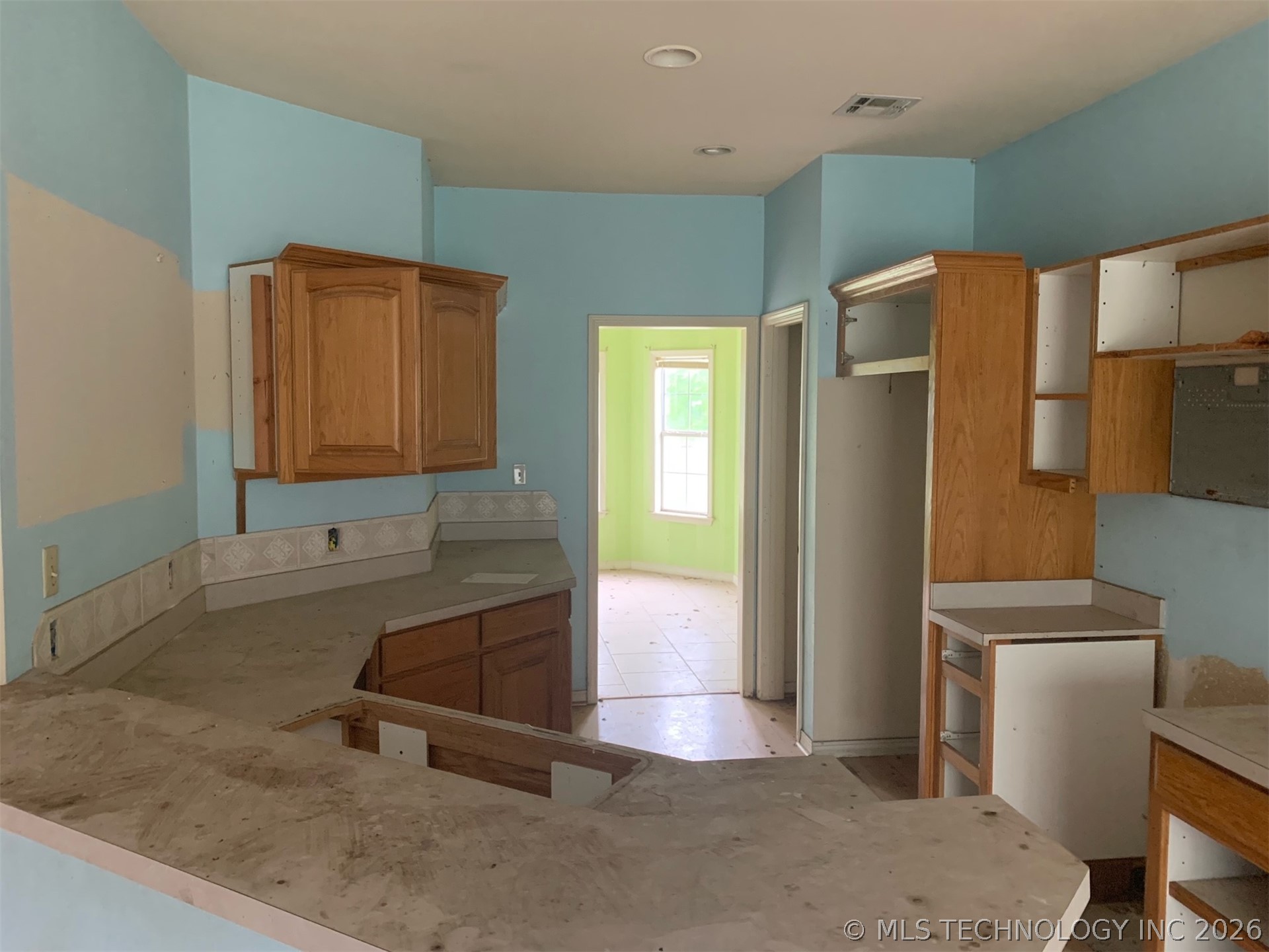 6025 E Hwy 20 Property Photo 24