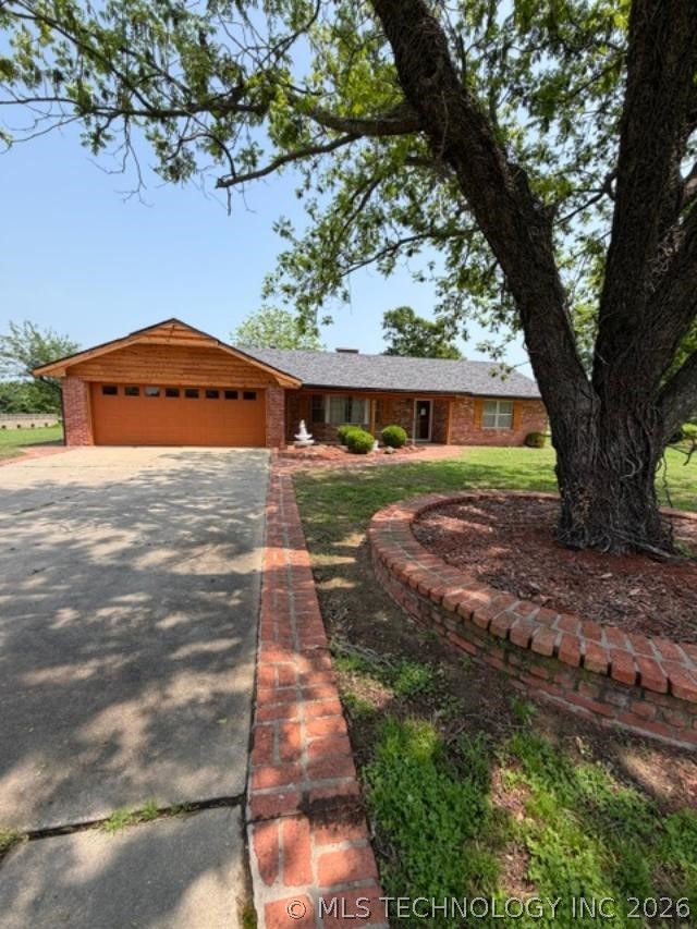 202 Sooner Property Photo 3