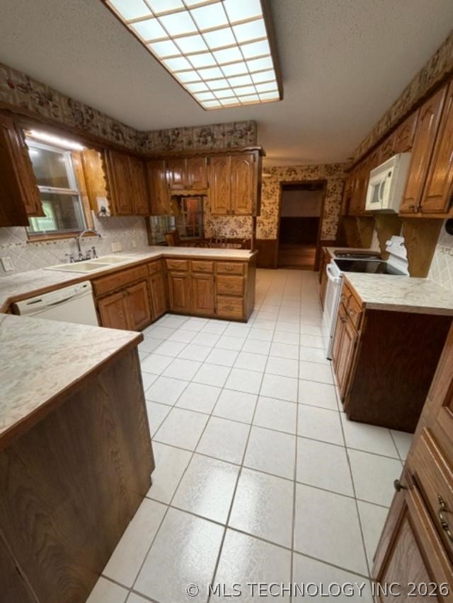 202 Sooner Property Photo 21