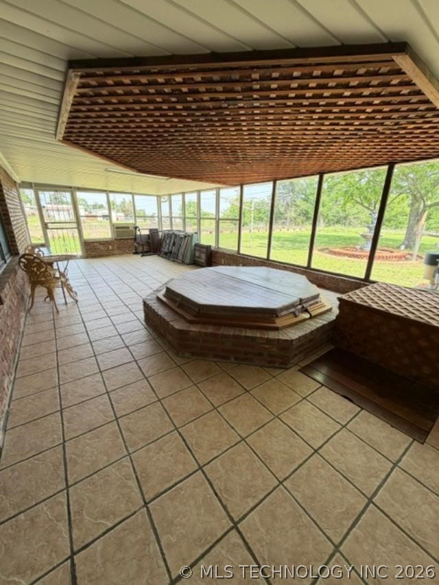 202 Sooner Property Photo 29