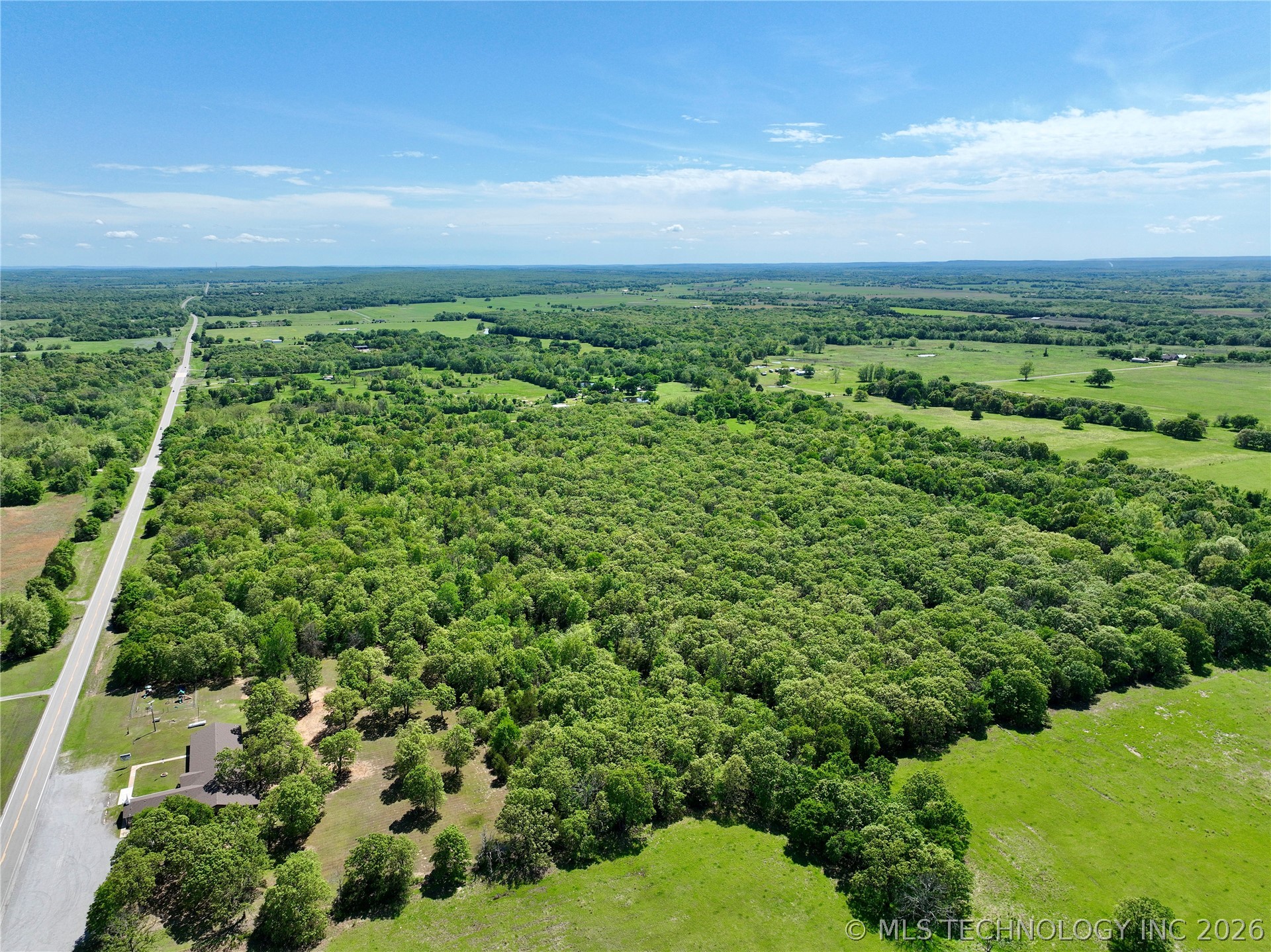 220 Wild Rose Road Property Photo 14
