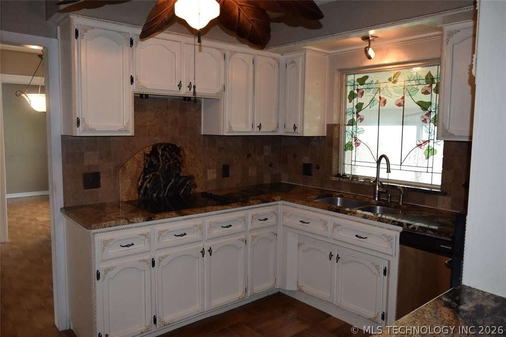 1199 E Reynolds Road Property Photo 7